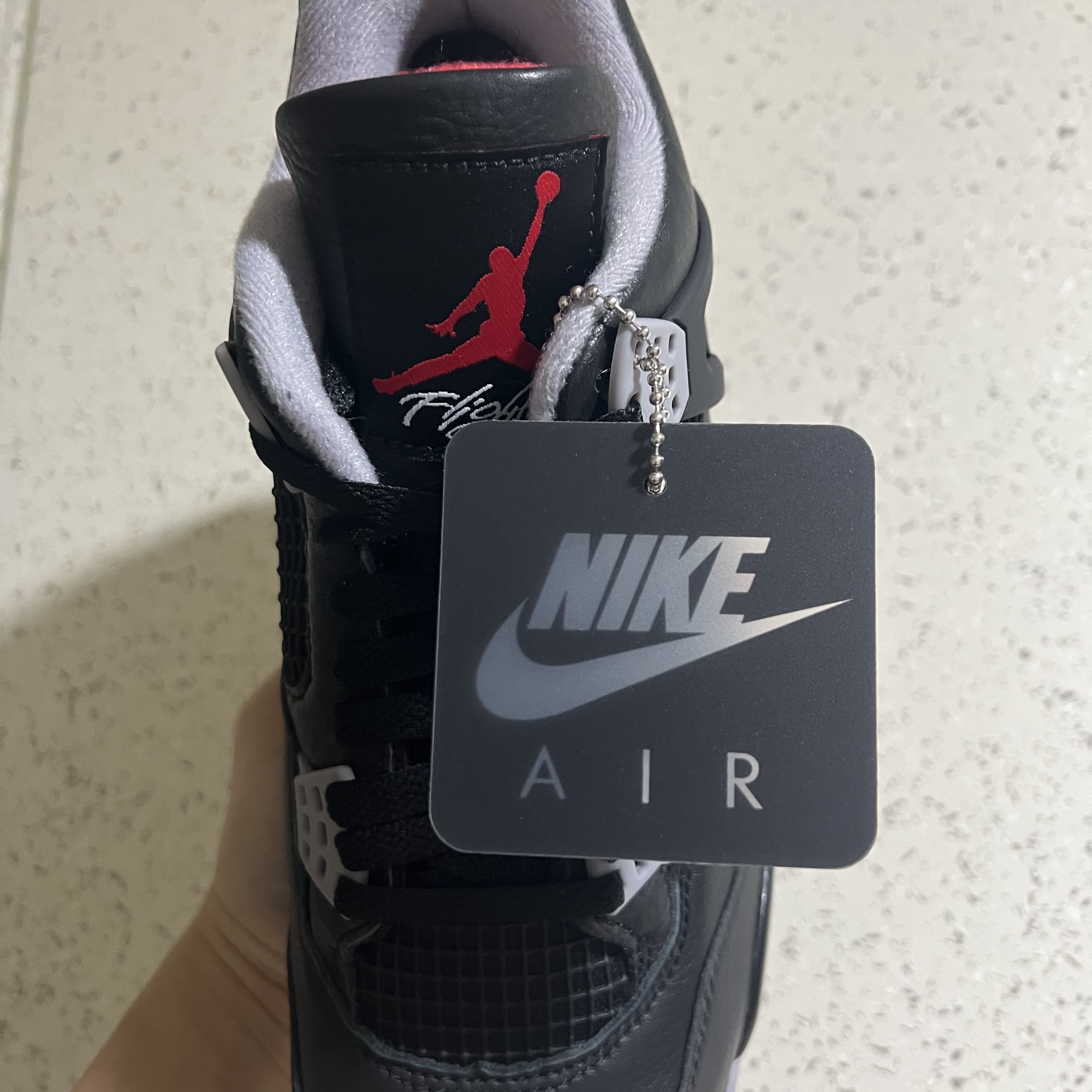 Jordan 4 Retro Bred Reimagined 착용 스타일 - 2