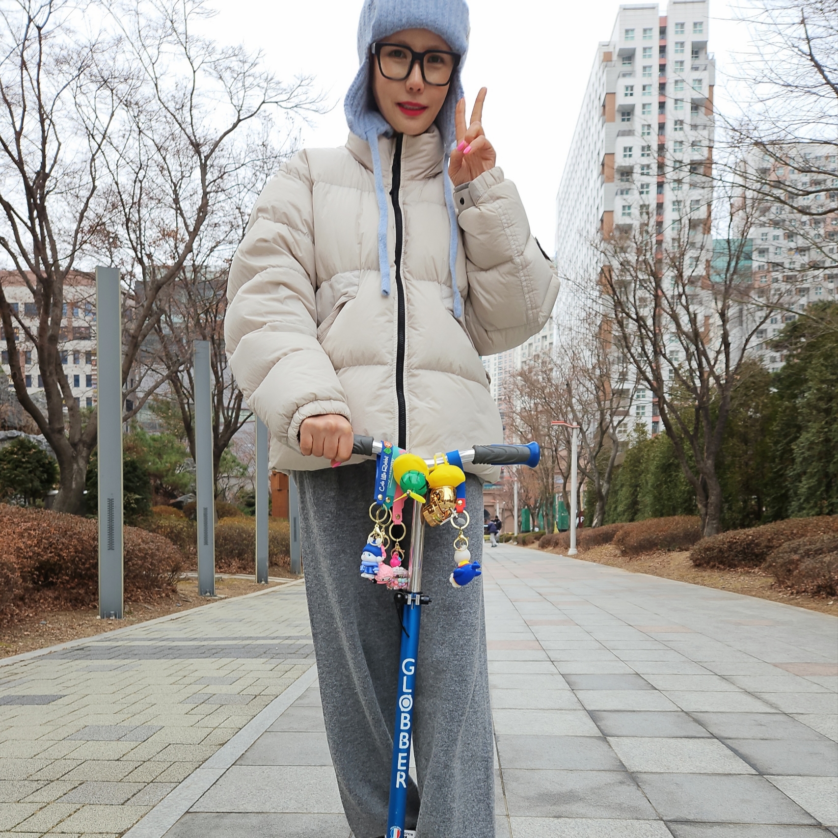 (W) New Balance x JJJJound 991 Made in UK Grey, Stone Island 40623 Garment Dyed Crinkle Reps Recycled Nylon Down Jacket Plaster - 23FW 착용 스타일 - 3