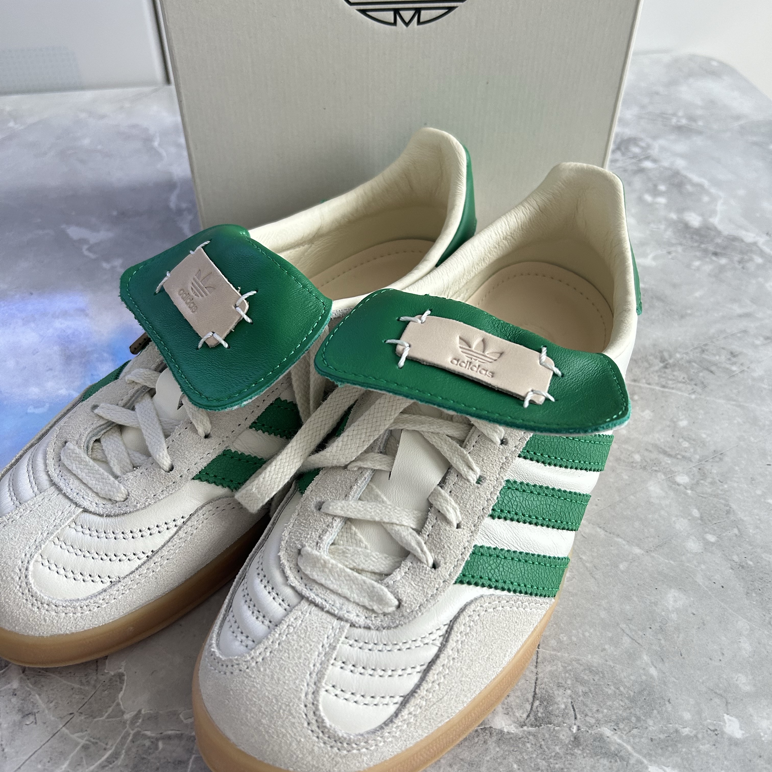 Adidas x Foot Industry Gazelle Indoor Off White Green 착용 스타일