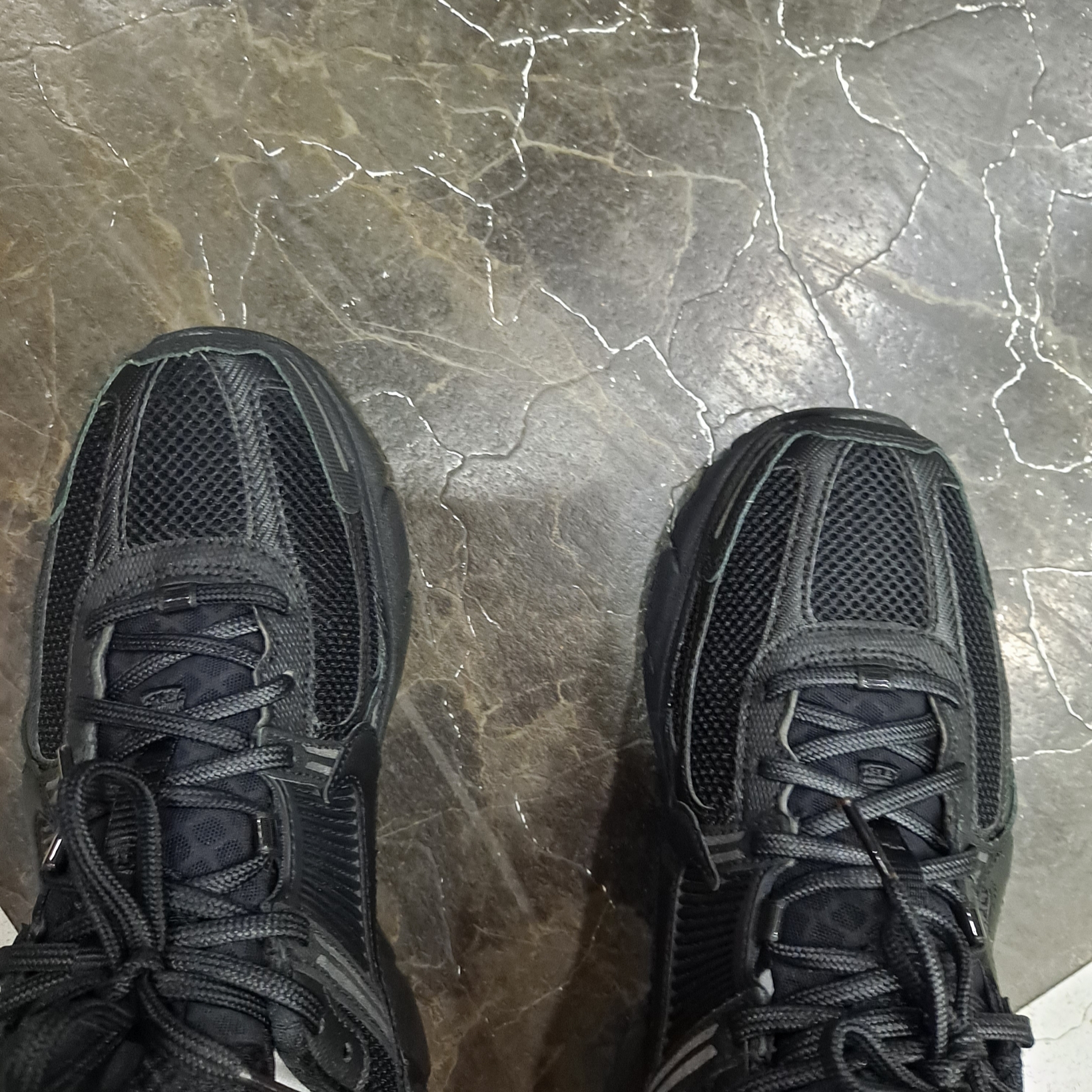Nike Zoom Vomero 5 SP Black 착용 스타일