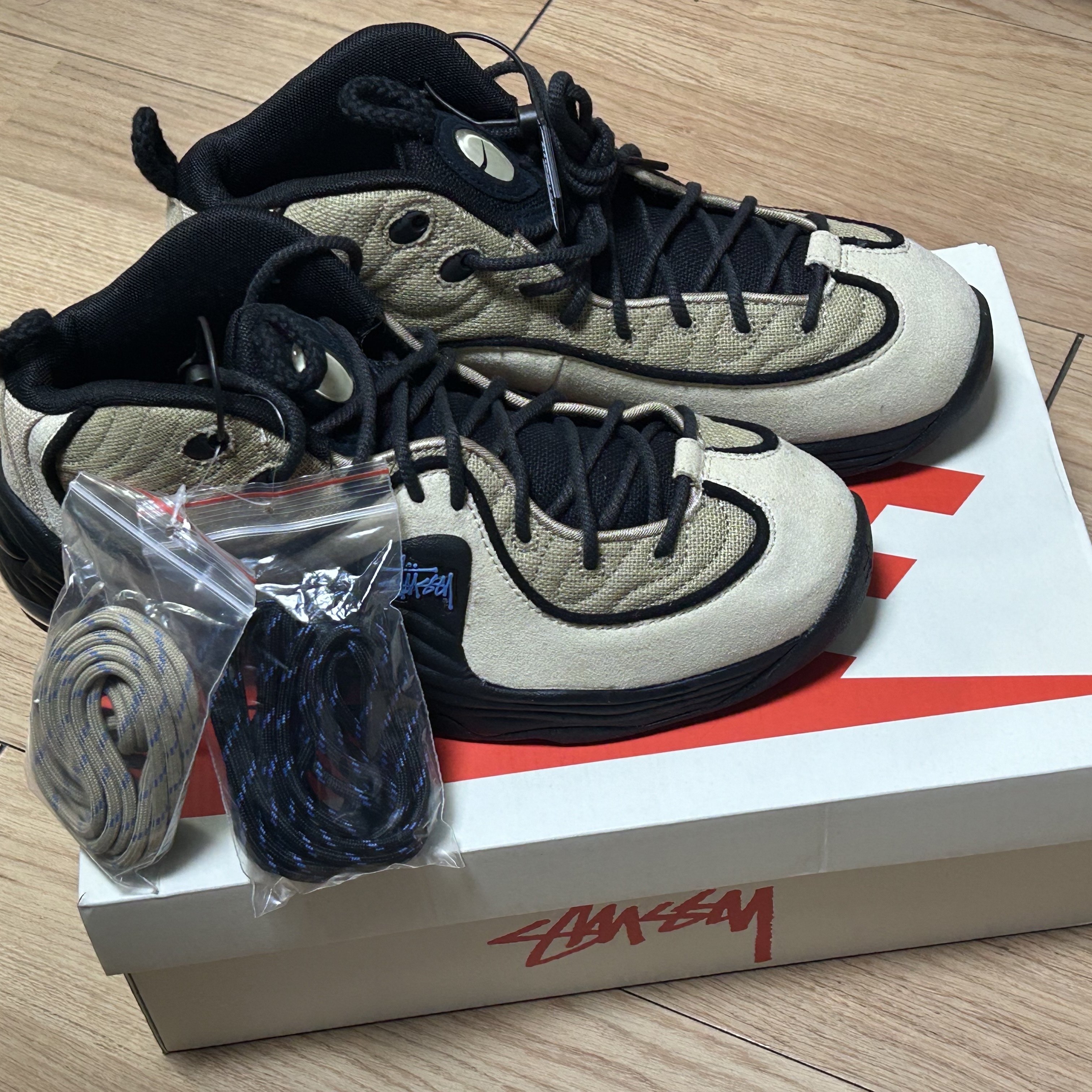 Nike x Stussy Air Penny II Rattan and Limestone 착용 스타일 - 2