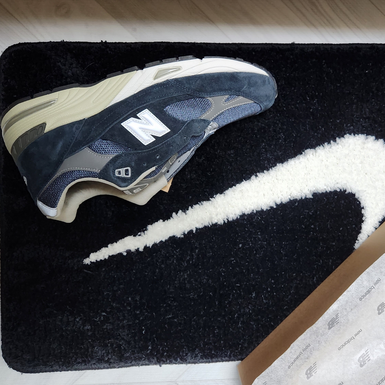 New Balance 991 Made in UK Navy 착용 스타일