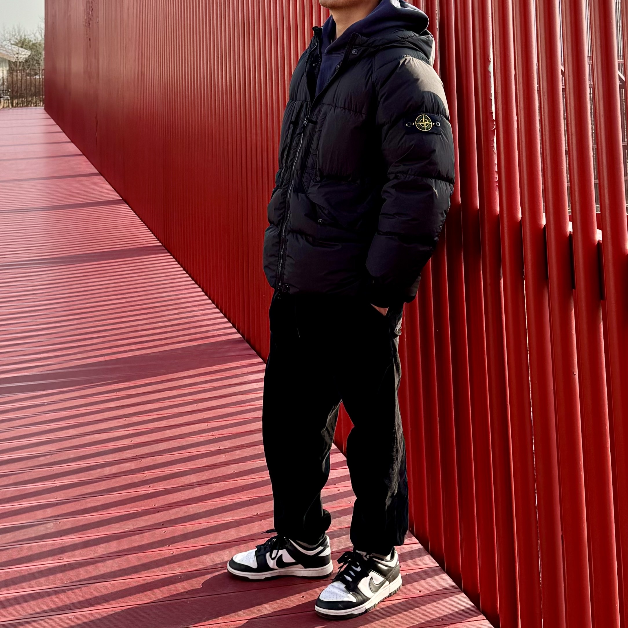 Stone Island 40723 Garment Dyed Crinkle Reps Recycled Nylon Hooded Down Jacket Black - 23FW, Nike Dunk Low Retro Black 착용 스타일