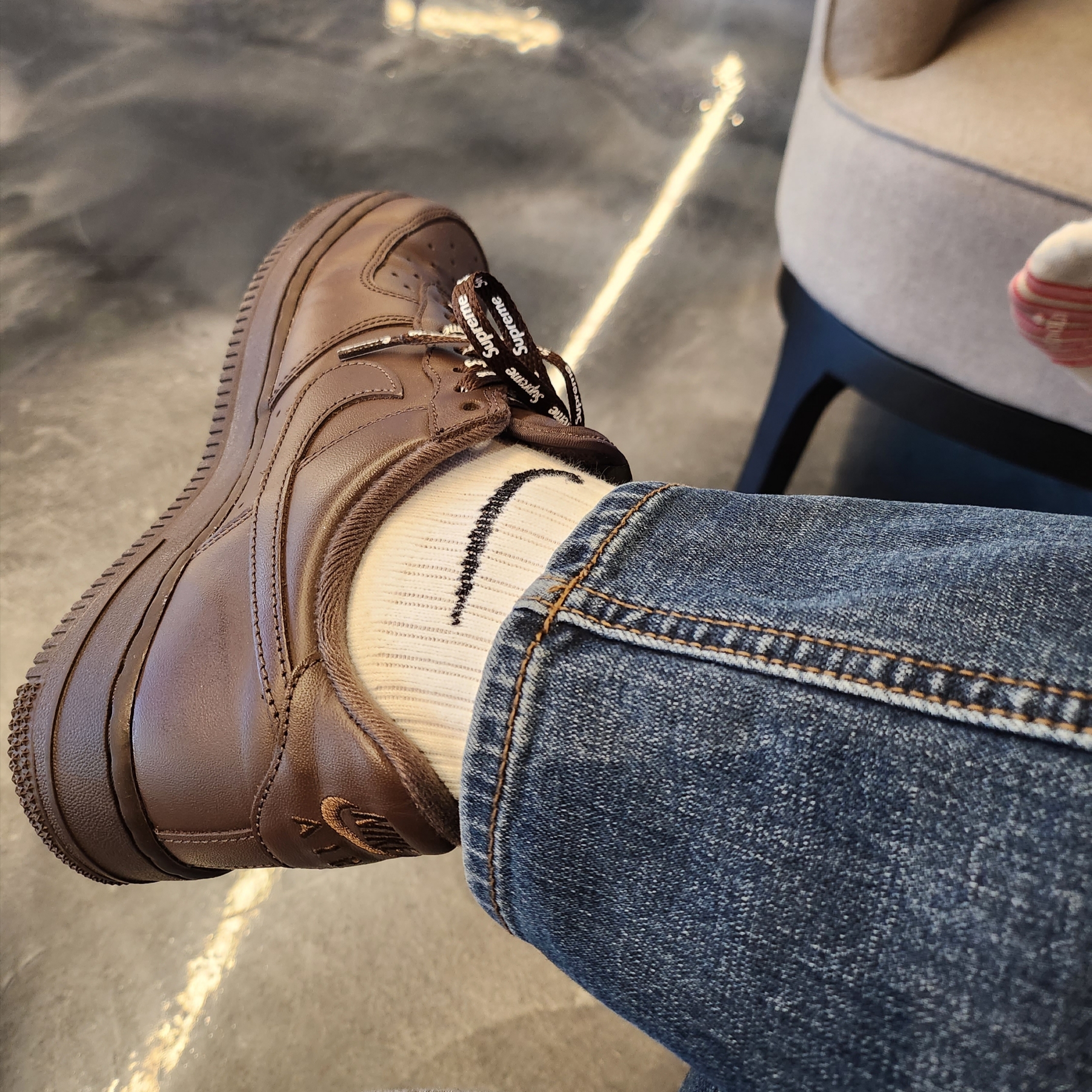 Nike x Supreme Air Force 1 Low Baroque Brown, Nike x Tom Sachs General Purpose Shoe Brown 착용 스타일 - 2