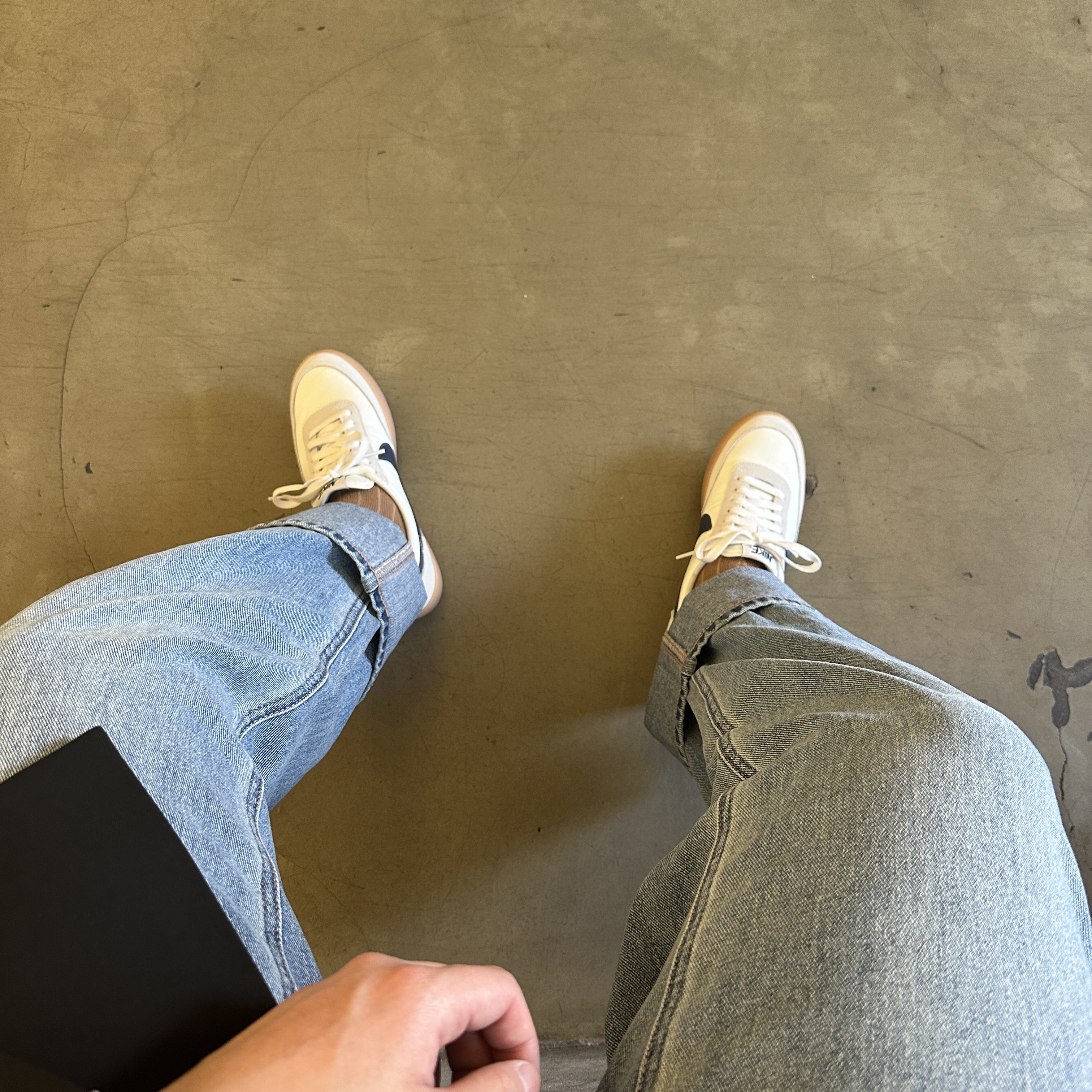 Nike x J.Crew Killshot 2 Sail Midnight Navy 착용 스타일