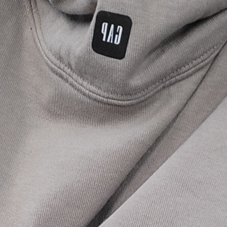 Yeezy Gap Engineered By Balenciaga Padded Hoodie Beige 착용 스타일