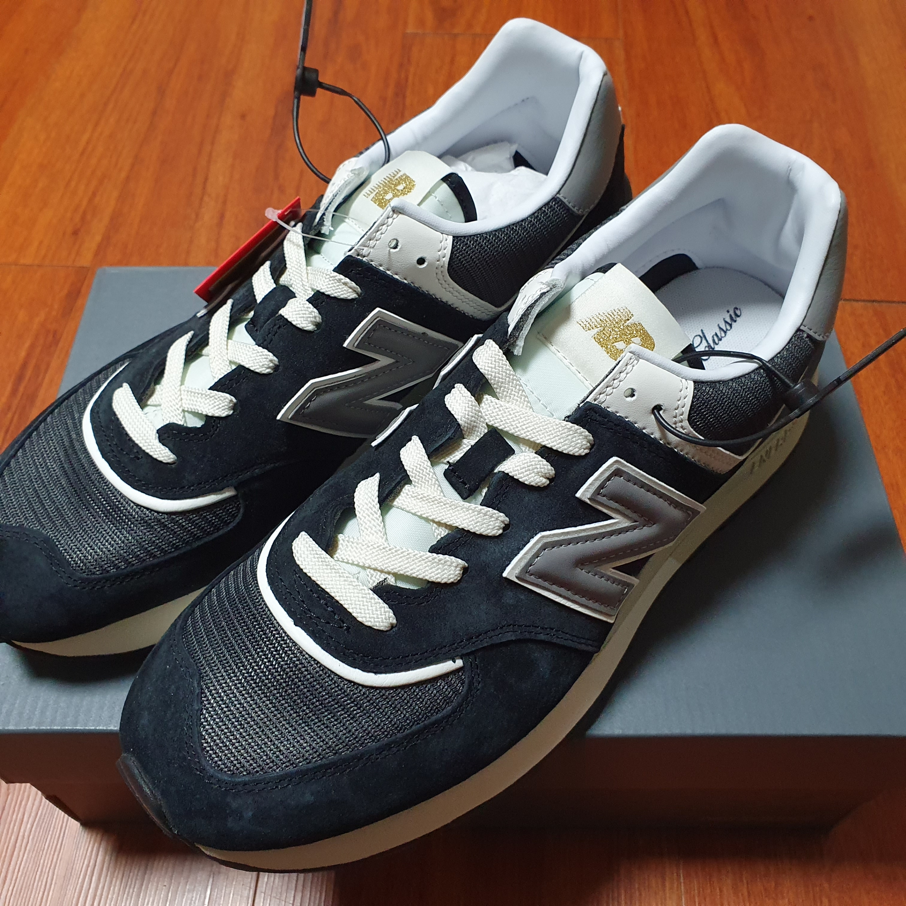 New Balance 574 Legacy Black 착용 스타일