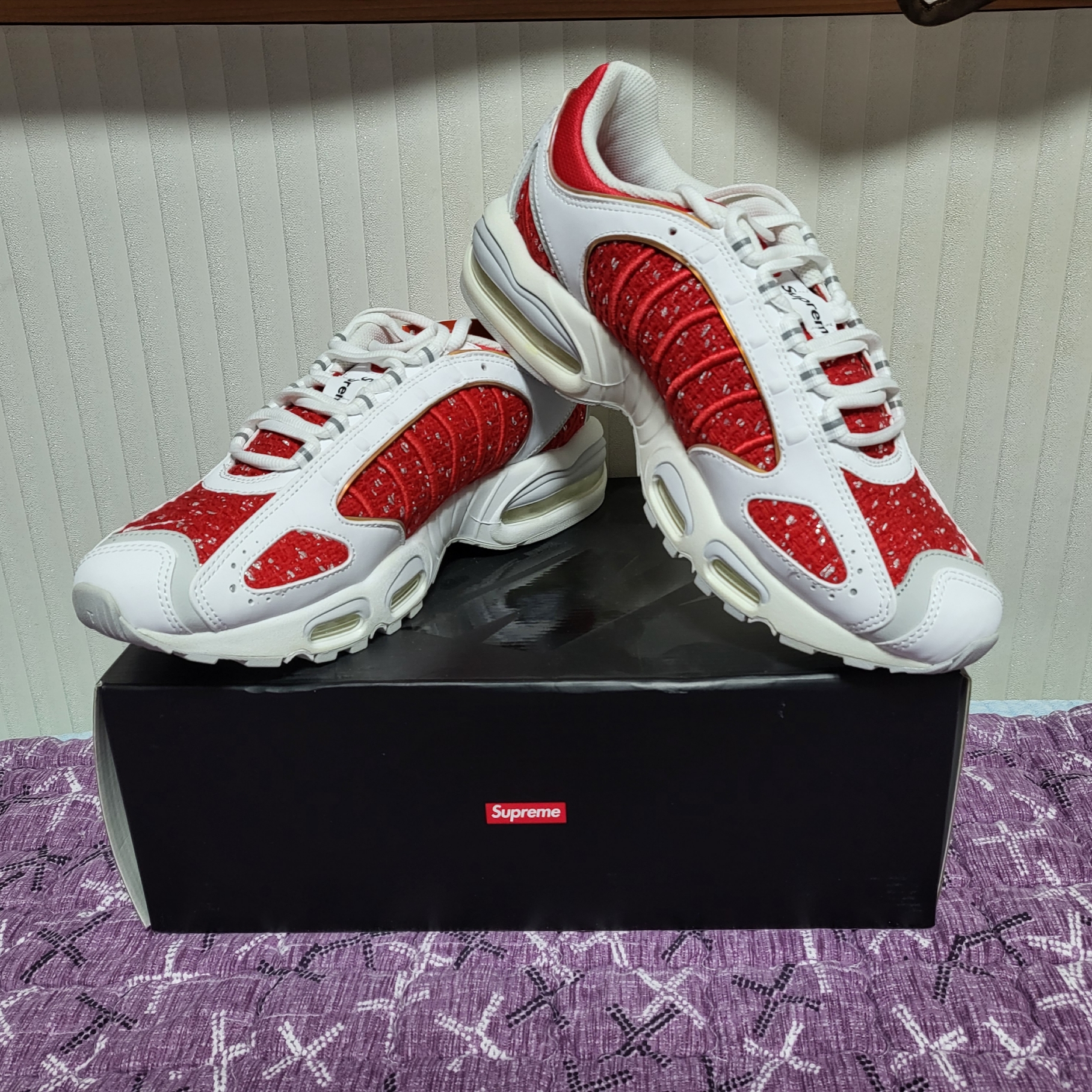 Nike x Supreme Air Max Tailwind 4 White 착용 스타일