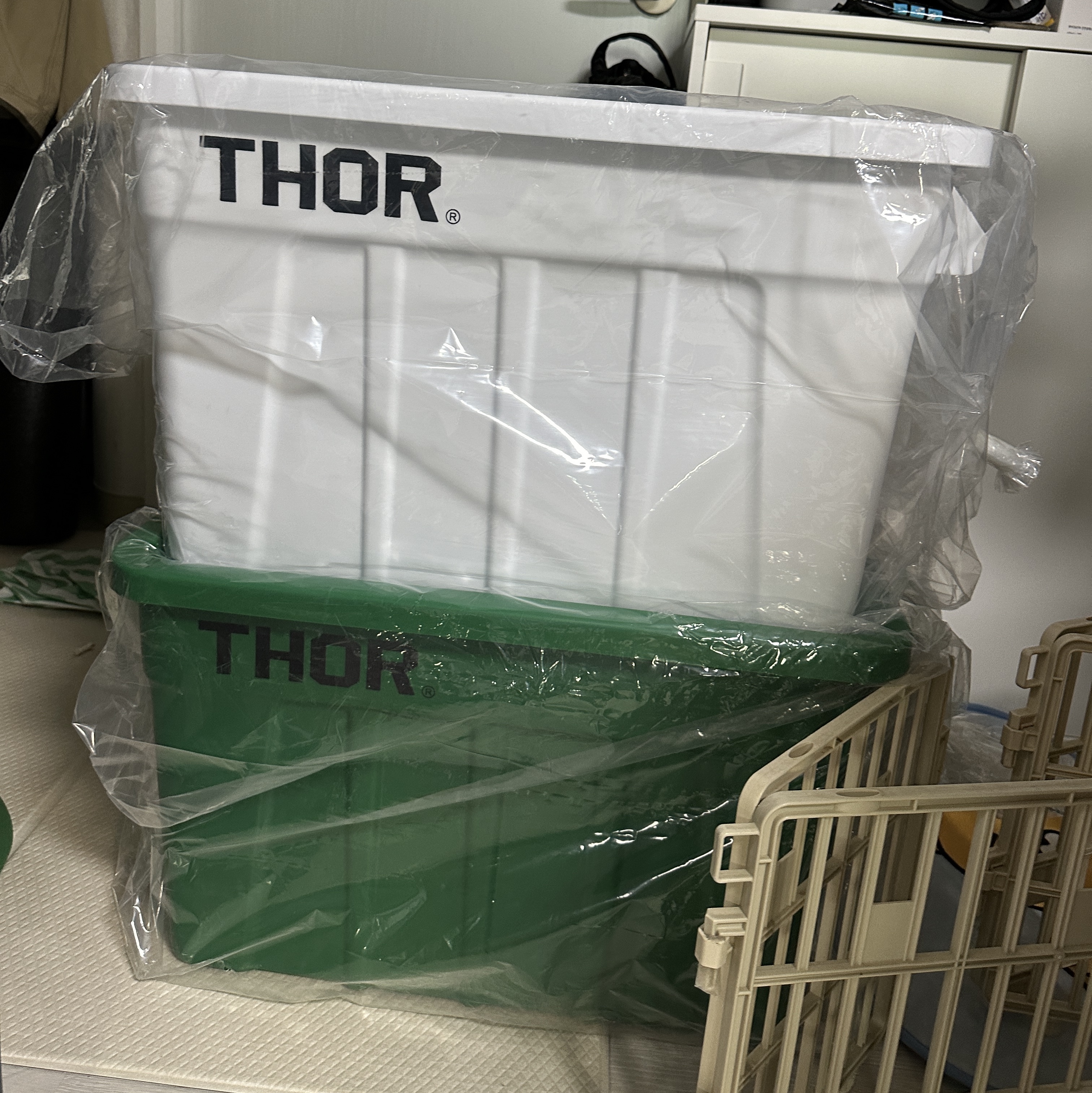 Nordisk x Thor Container Tote Box Set 75L Light Beige 착용 스타일