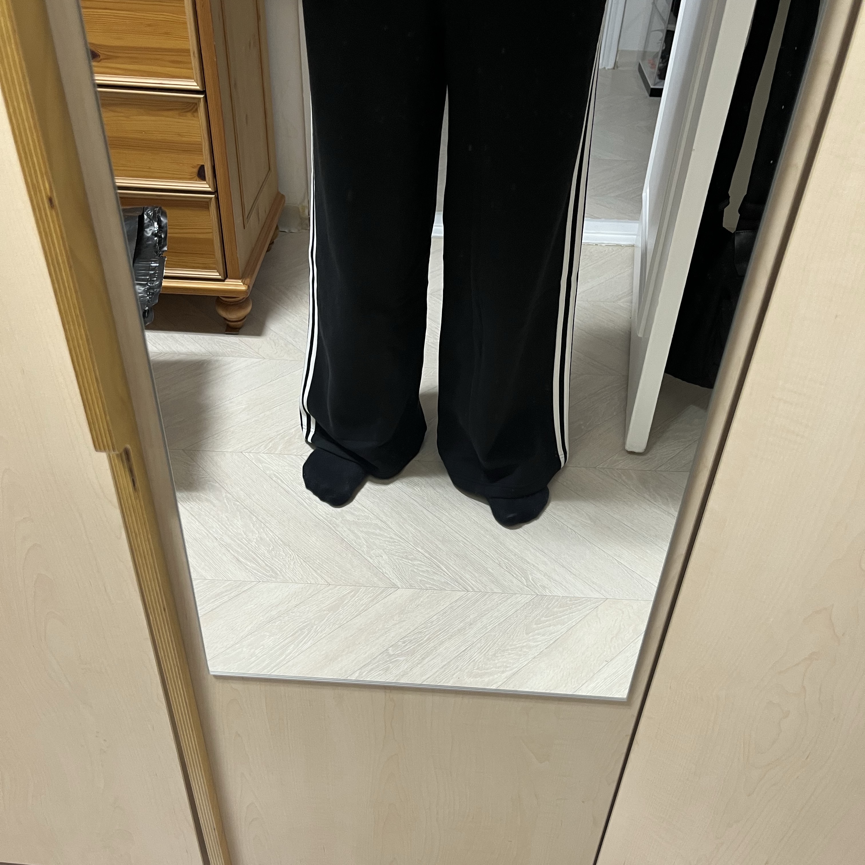 (W) Adidas Essentials 3-Stripes French Terry Wide Pants Black - KR Sizing 착용 스타일