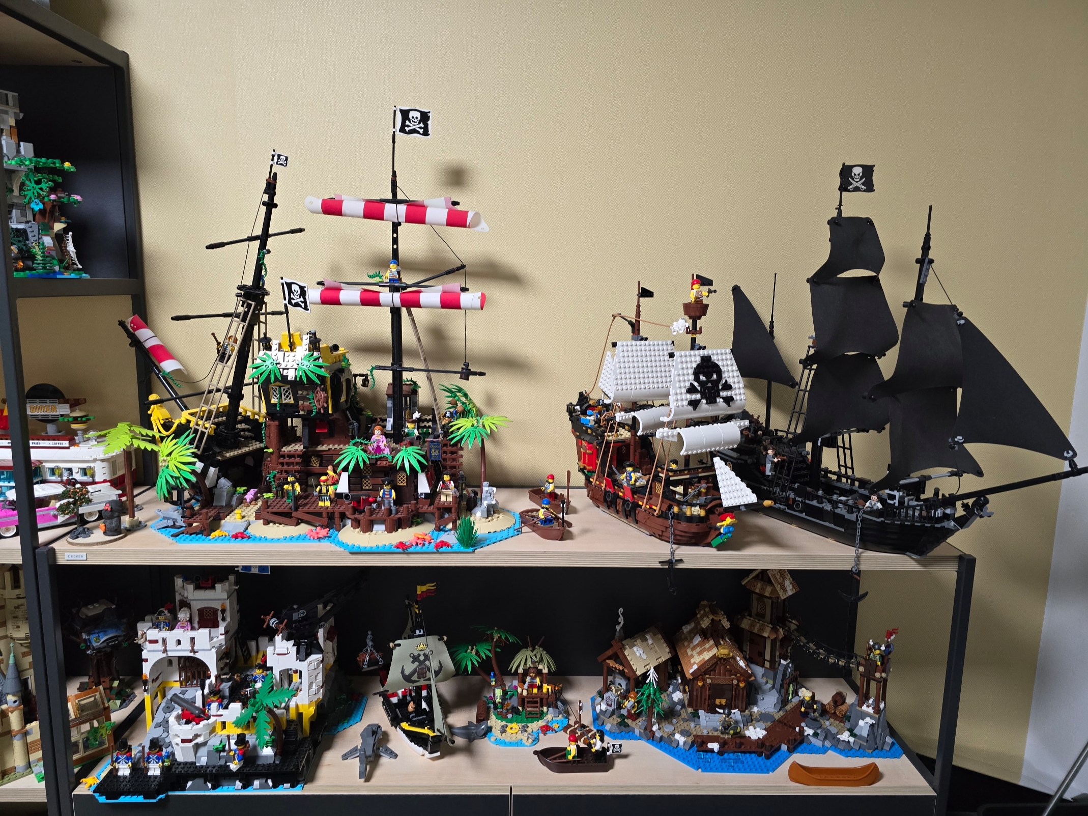Lego Ray the Castaway, Lego Pirates of Barracuda Bay 착용 스타일 - 2
