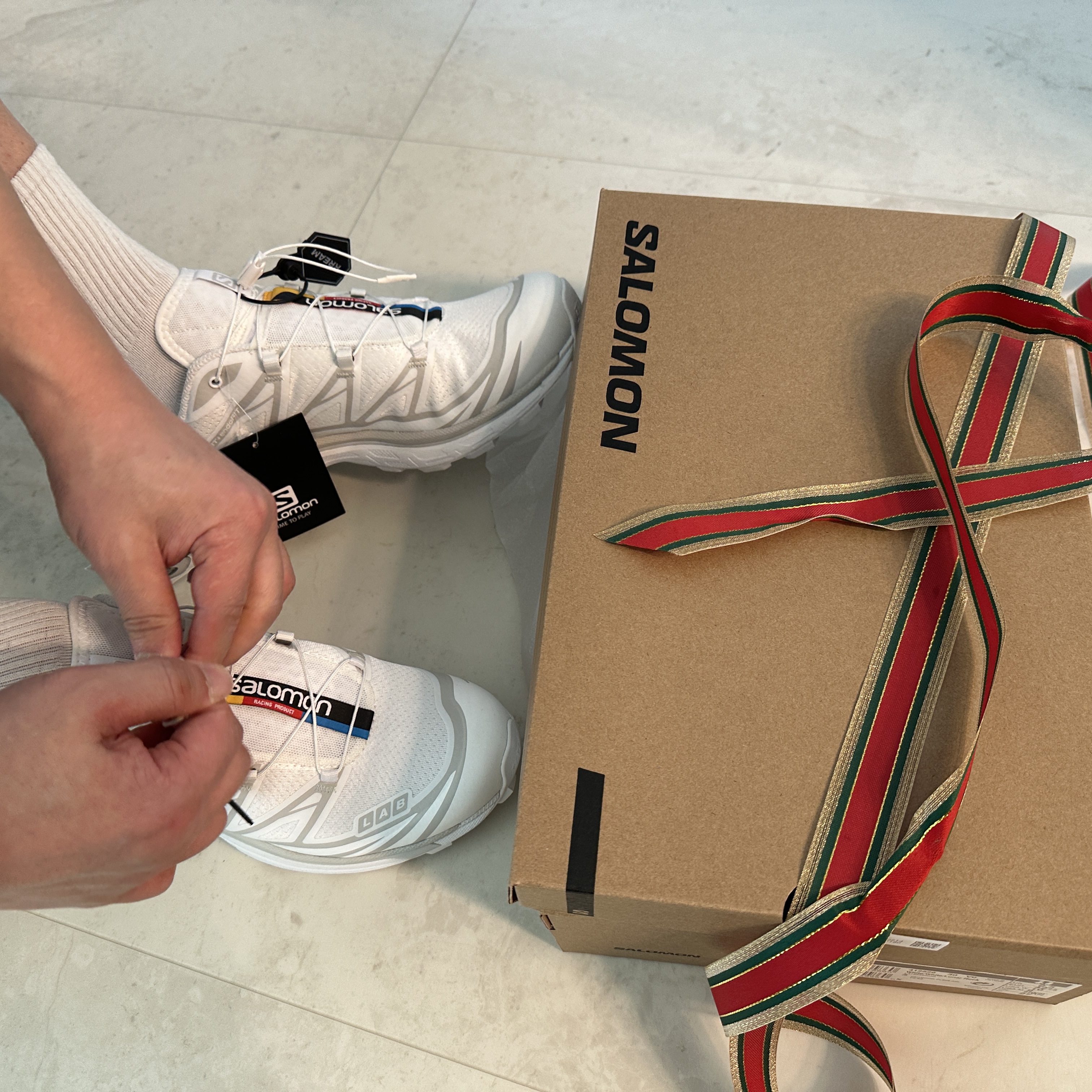Salomon XT-6 ADV White 착용 스타일