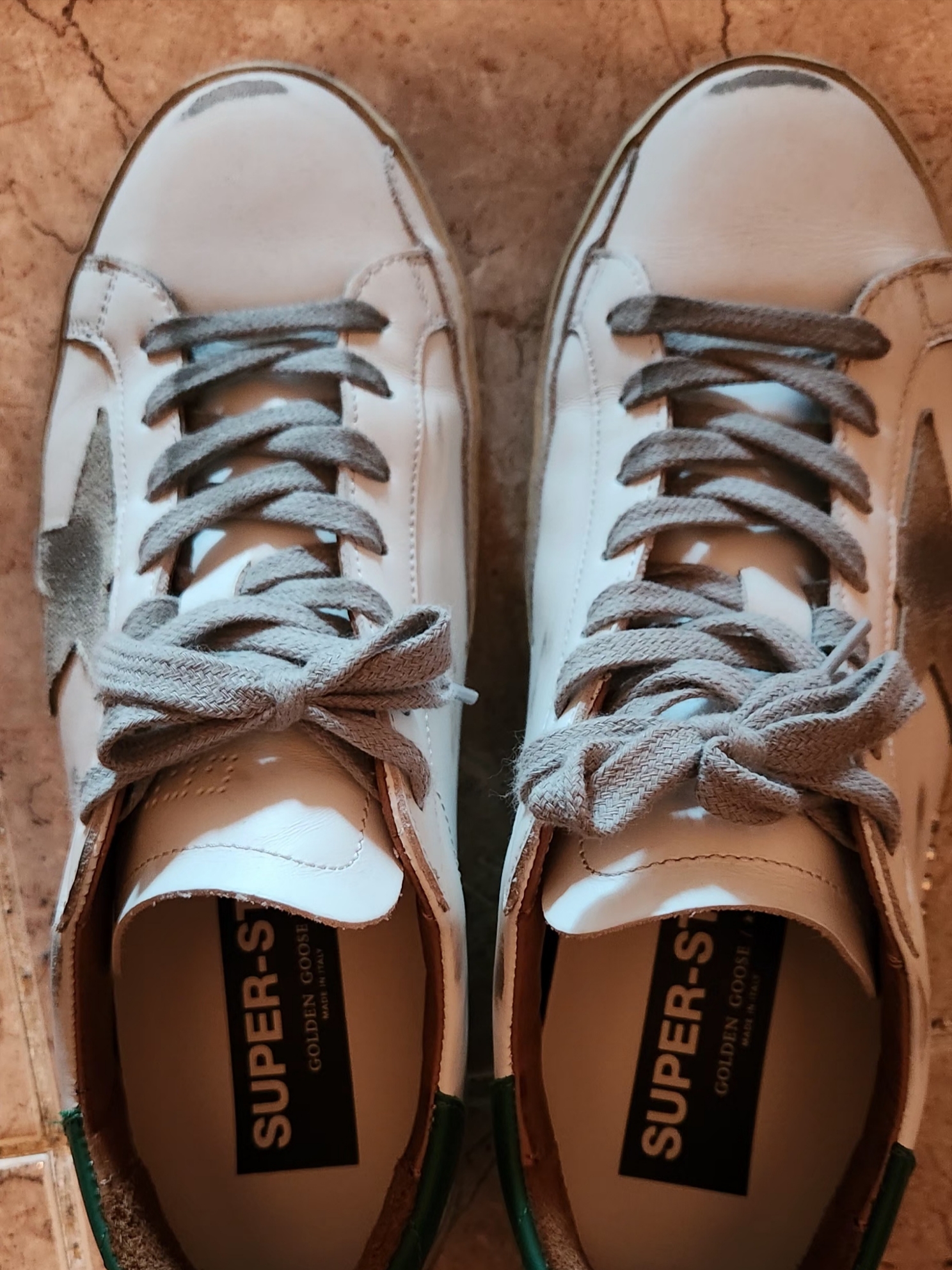 Golden Goose Superstar White Ice Green Tab Sneakers 착용 스타일