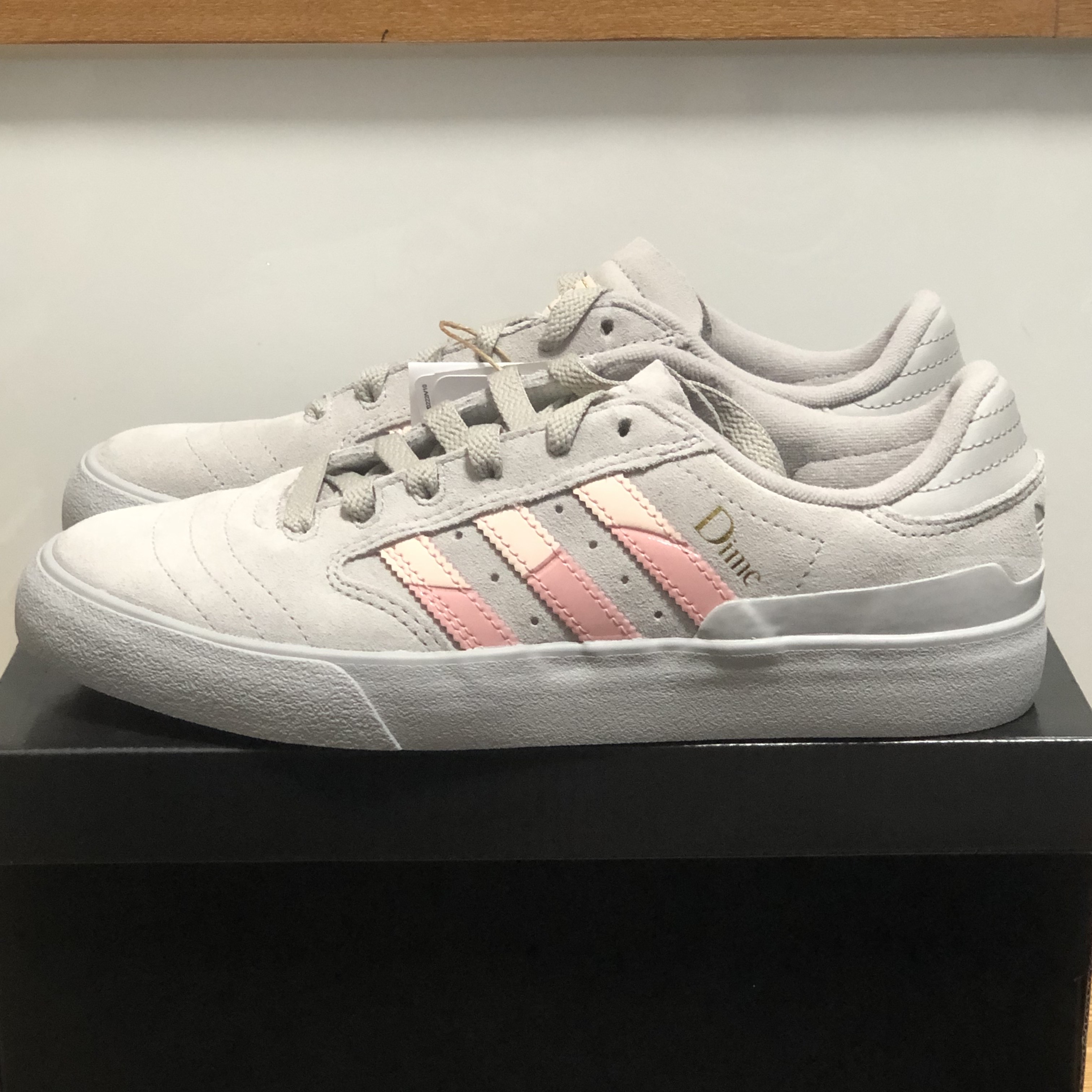 Adidas x Dime Busenitz Vulc 2 Clear Granite Wonder Mauve 착용 스타일