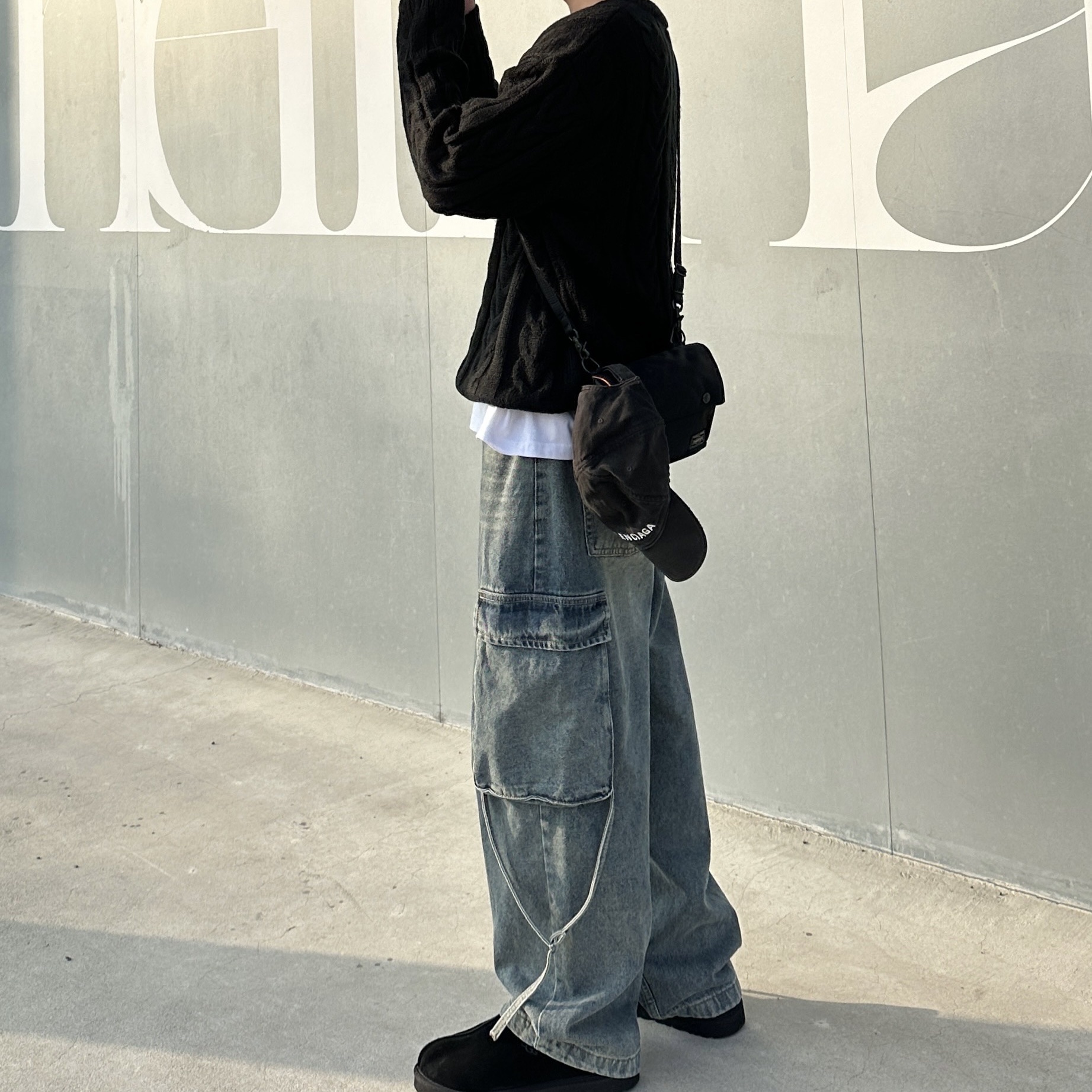 UGG Tasman Black, Porter Tanker Shoulder Bag Black 착용 스타일 - 2