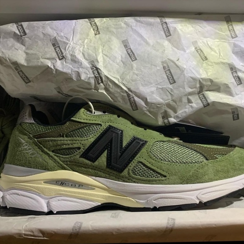 New Balance x JJJJound 990v3 Olive 착용 스타일