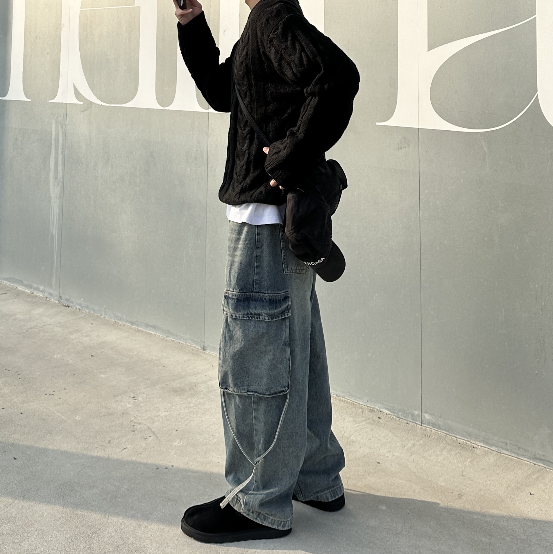 UGG Tasman Black, Porter Tanker Shoulder Bag Black 착용 스타일 - 4