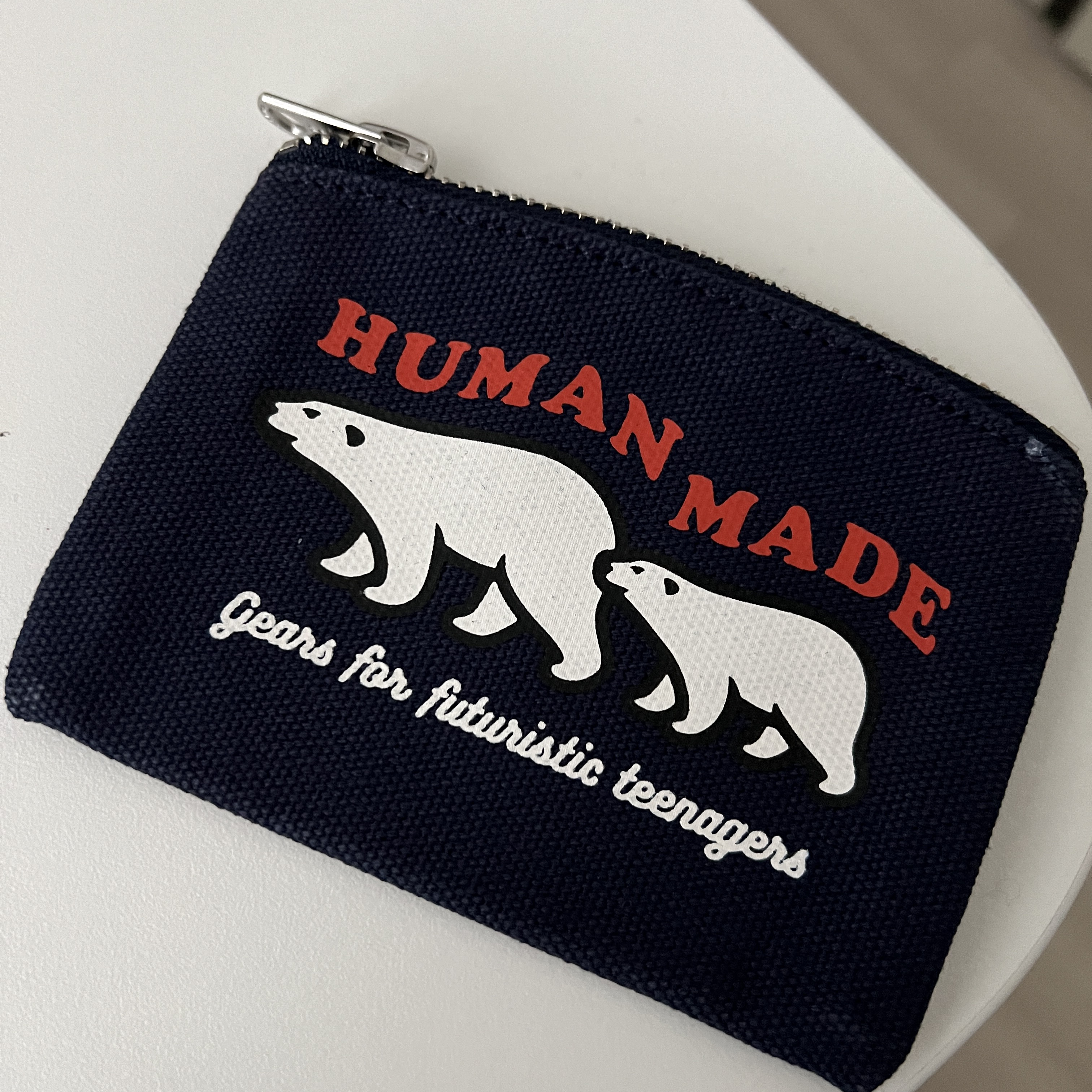 Human Made Card Case Navy 착용 스타일
