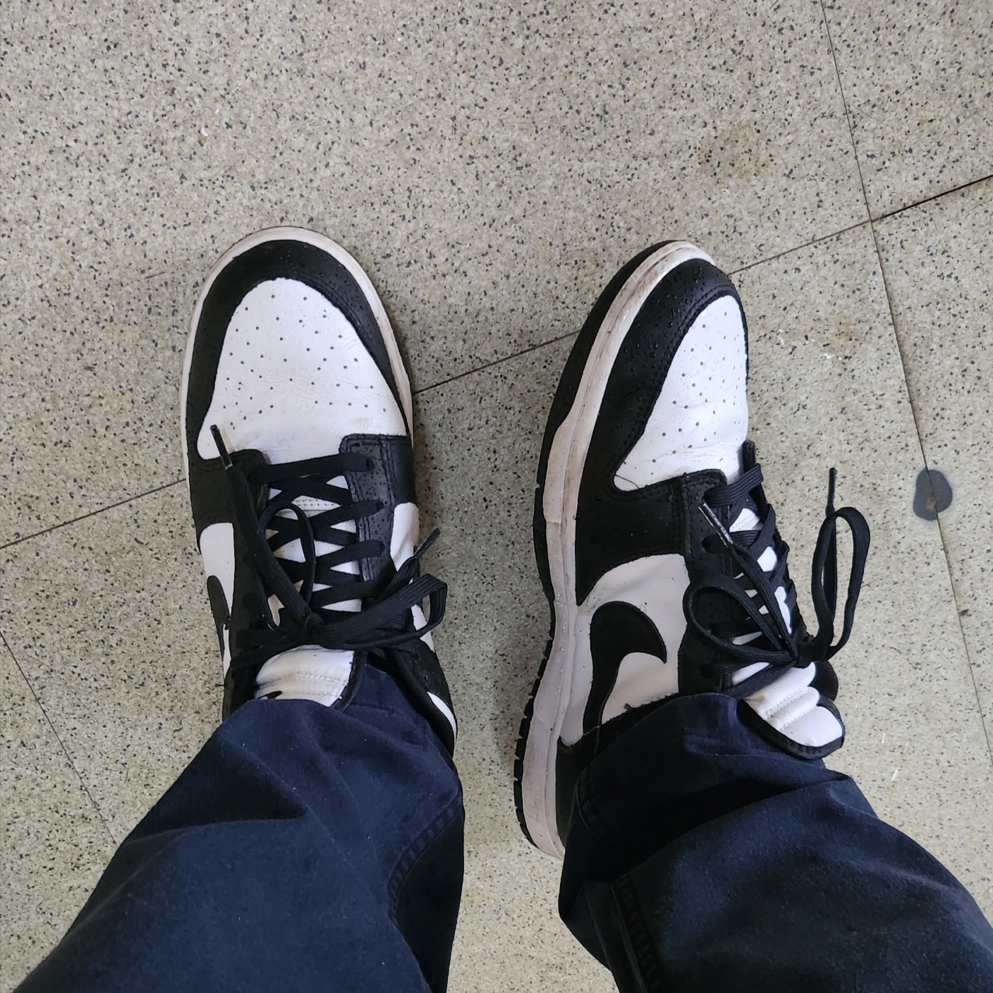 Nike Dunk Low Retro Black 착용 스타일