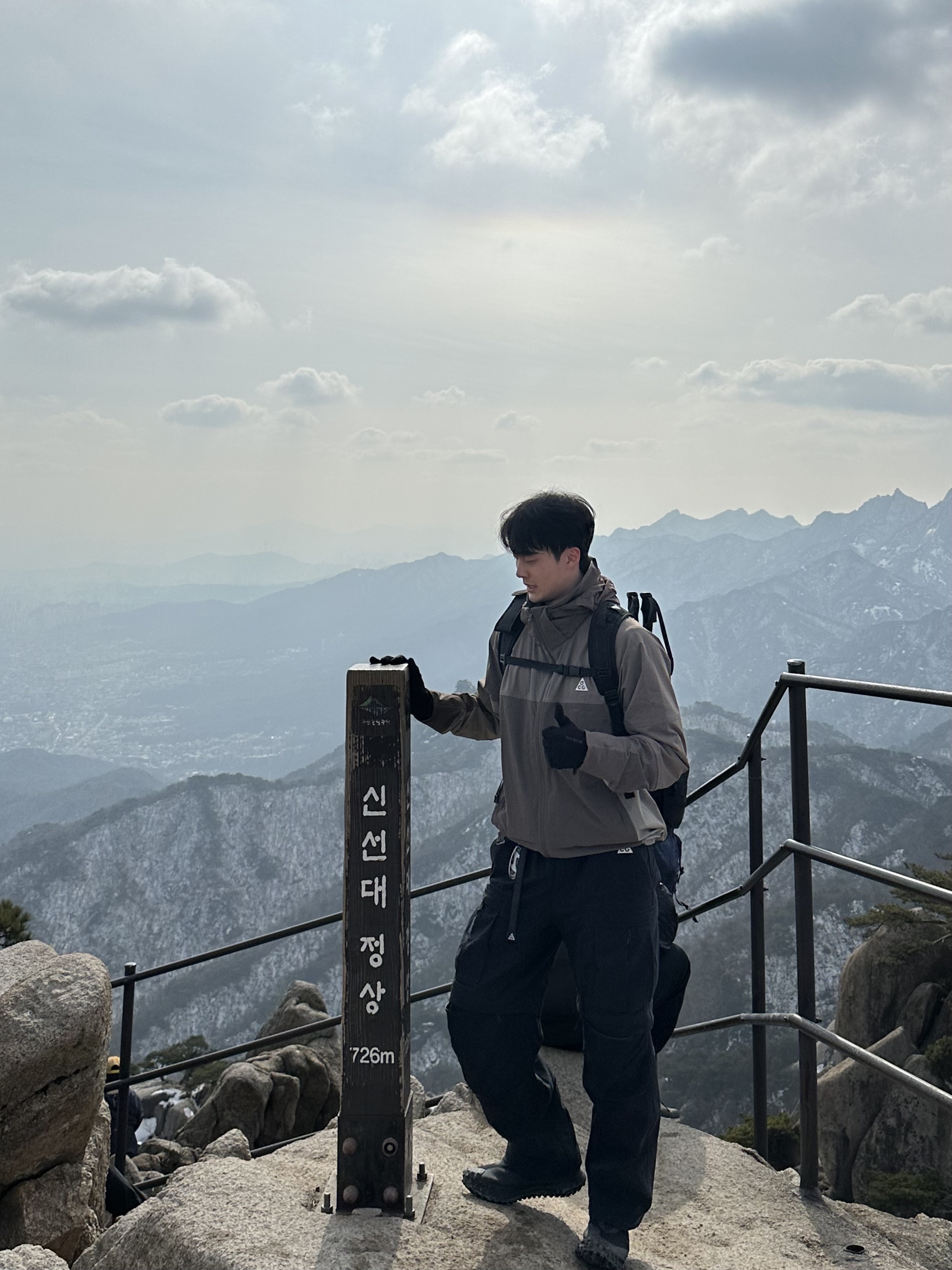 Nike ACG Sun Farer Jacket Ironstone - Asia, Nike ACG Smith Summit Cargo Pants Black Anthracite - US/EU 착용 스타일