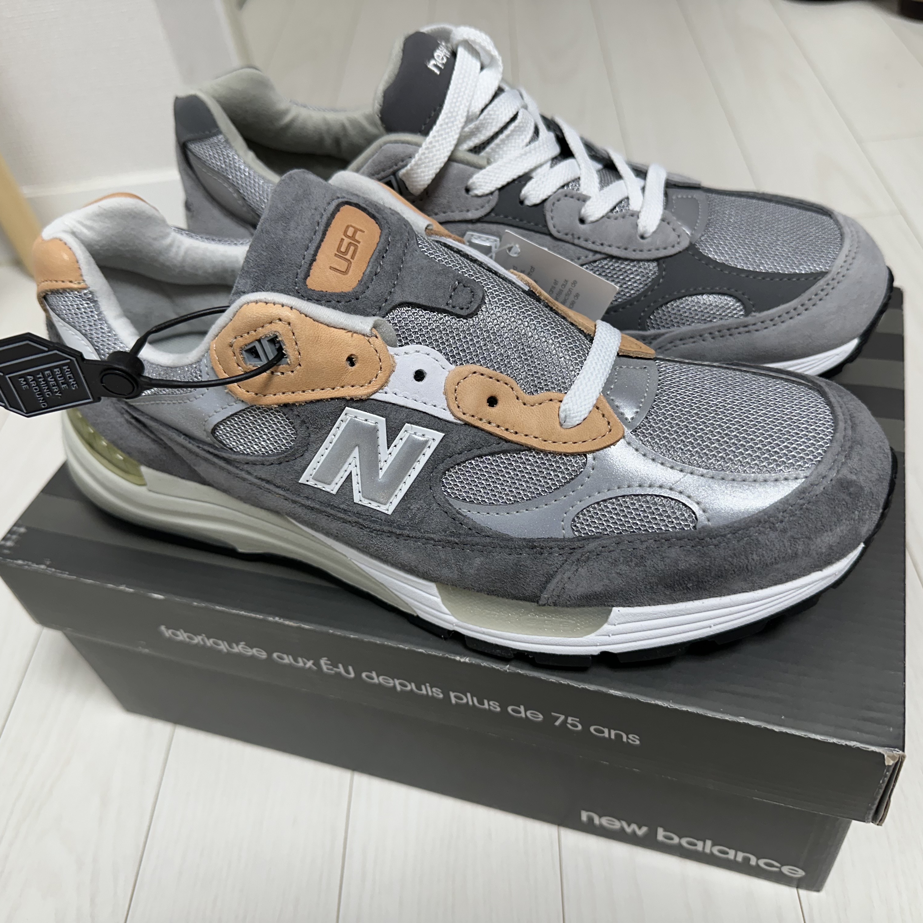 New Balance x Todd Snyder 992 Made in USA 10th Anniversary Grey Tan, New Balance 992 Made in USA Grey - D Standard 착용 스타일 - 1