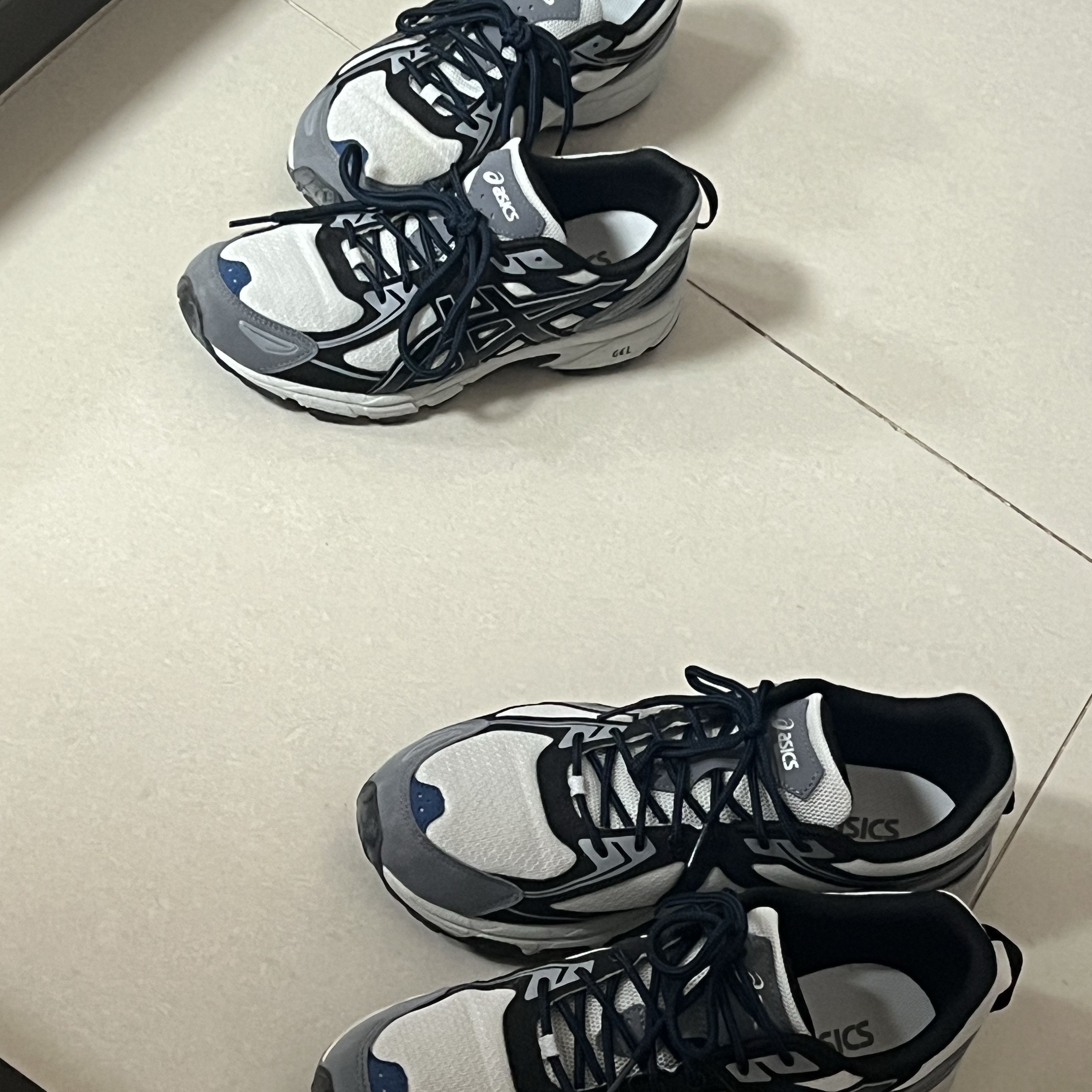 Asics Gel-Venture 6 SPS Glacier Grey 착용 스타일 - 1