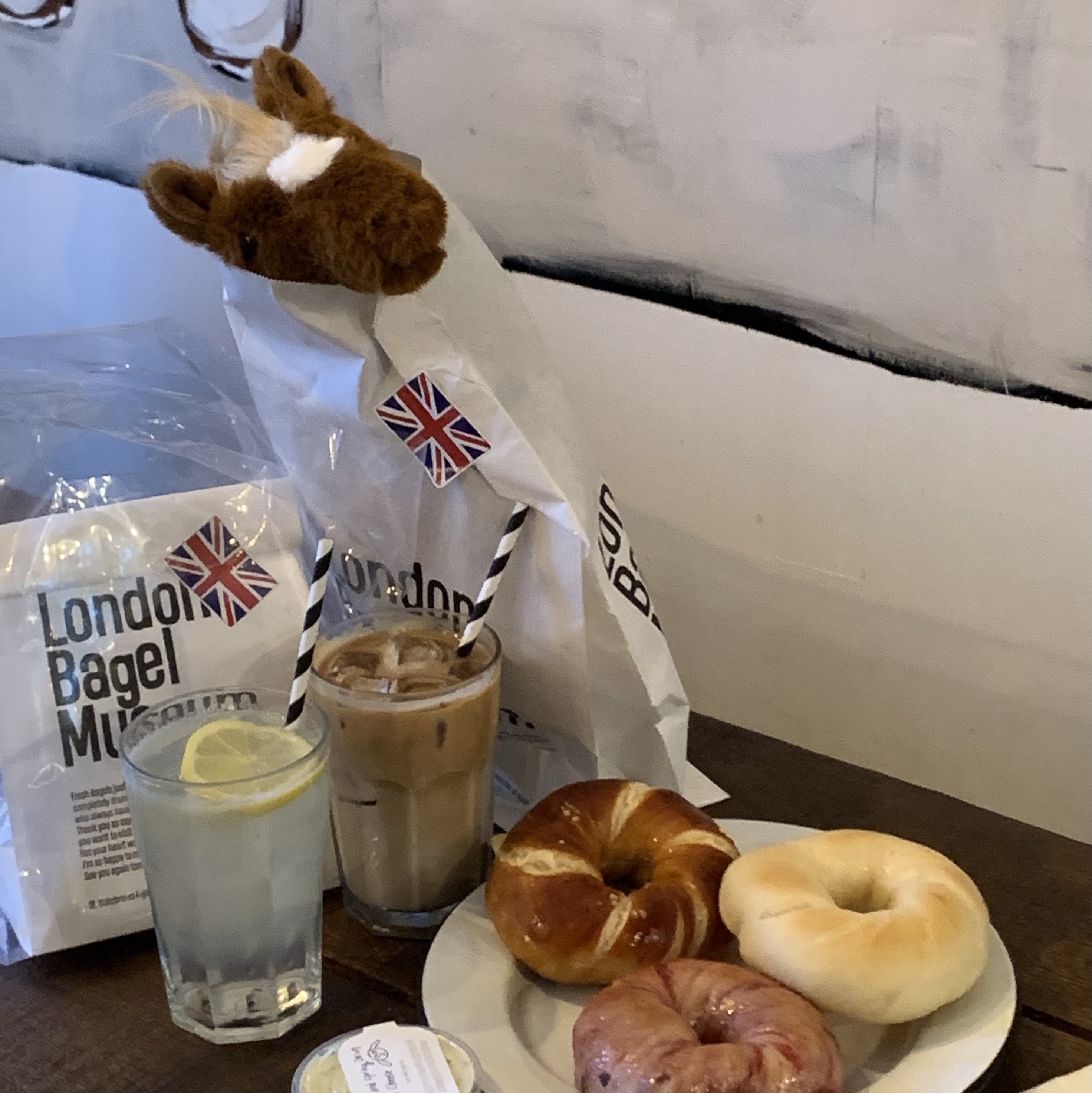 London Bagel Museum Pogrydoll, (W) Hermes Mini Pop H Pendant Rose Gold & Blanc 착용 스타일 - 3