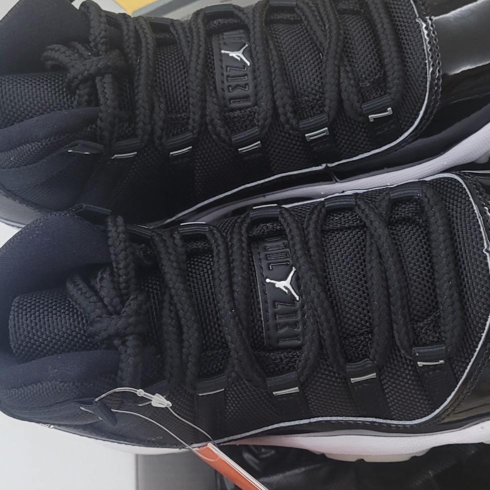Jordan 11 Retro Jubilee 착용 스타일 - 4