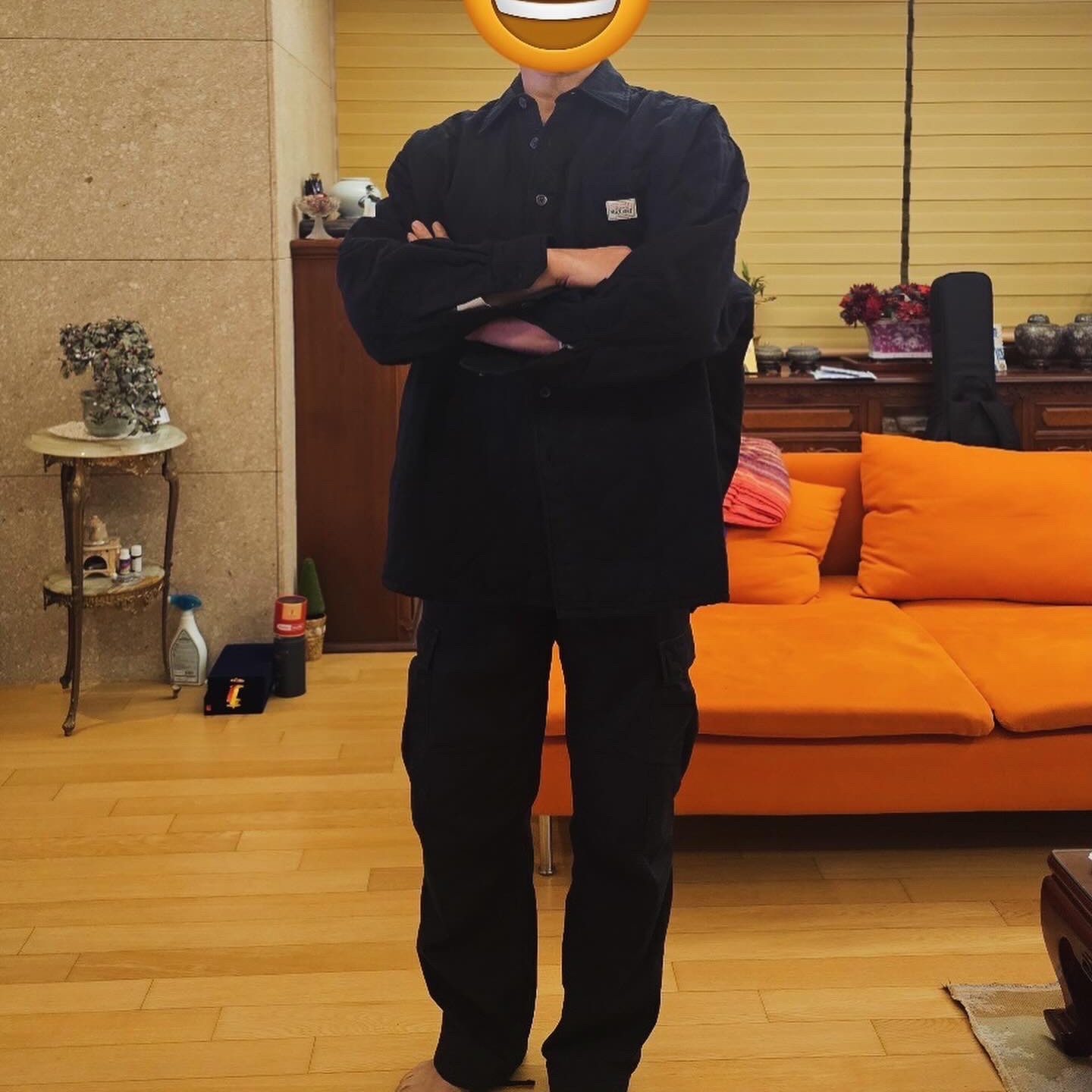 Stussy x Our Legacy Work Shop Borrowed Jacket Overdyed Black Linen, Carhartt WIP Columbia Ripstop Regular Cargo Pant Black 착용 스타일 - 2