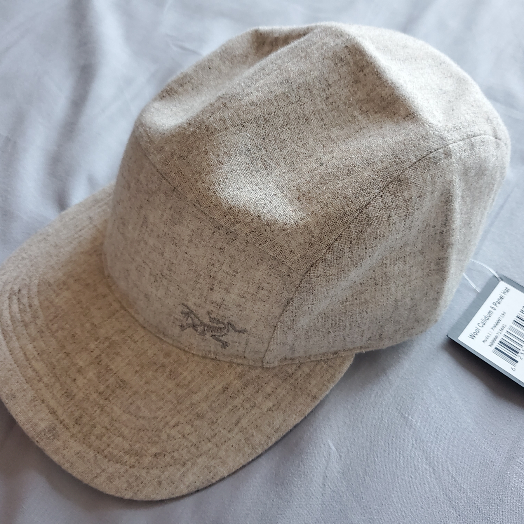 Arc'teryx Wool Calidum 5 Panel Hat Warm Stone 착용 스타일 - 2