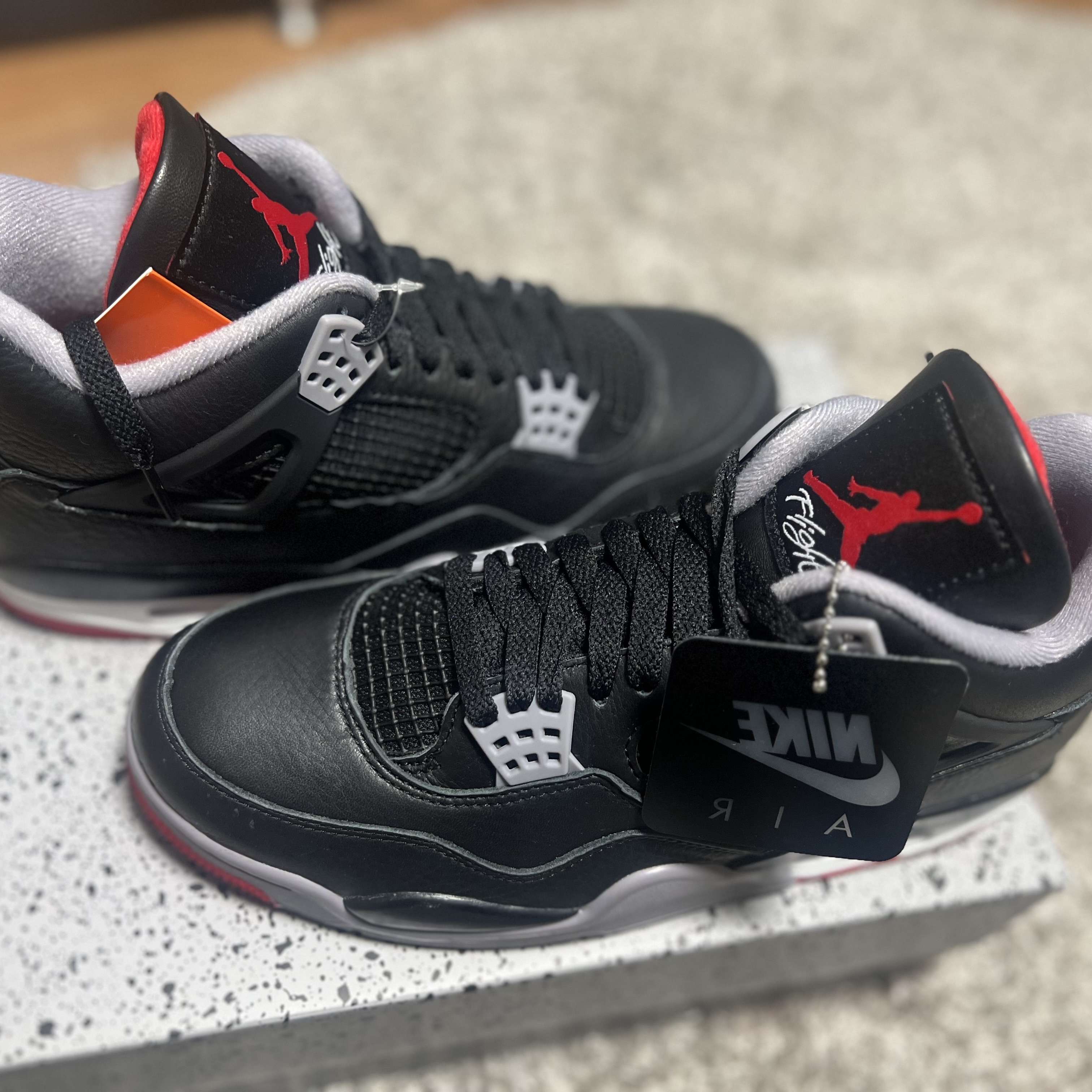 Jordan 4 Retro Bred Reimagined 착용 스타일