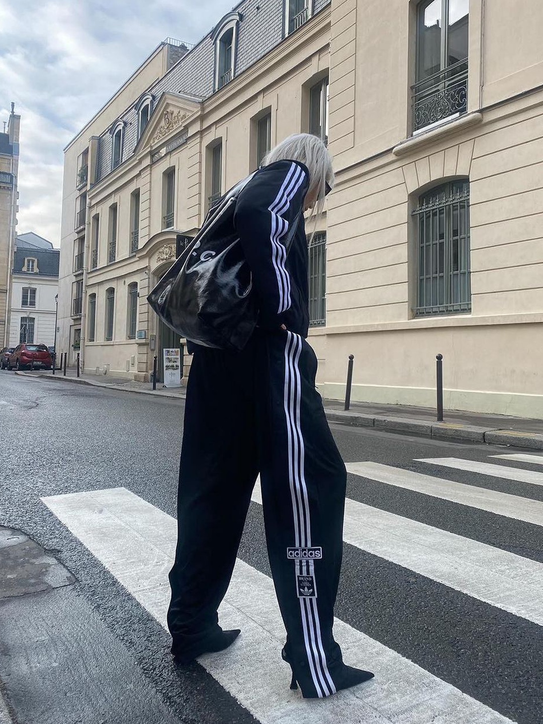 (W) Adidas Essential 3S Openhem Fleece Pants Black White - KR Sizing, Palace x Adidas Firebird Track Pants Black - 20FW 착용 스타일 - 5