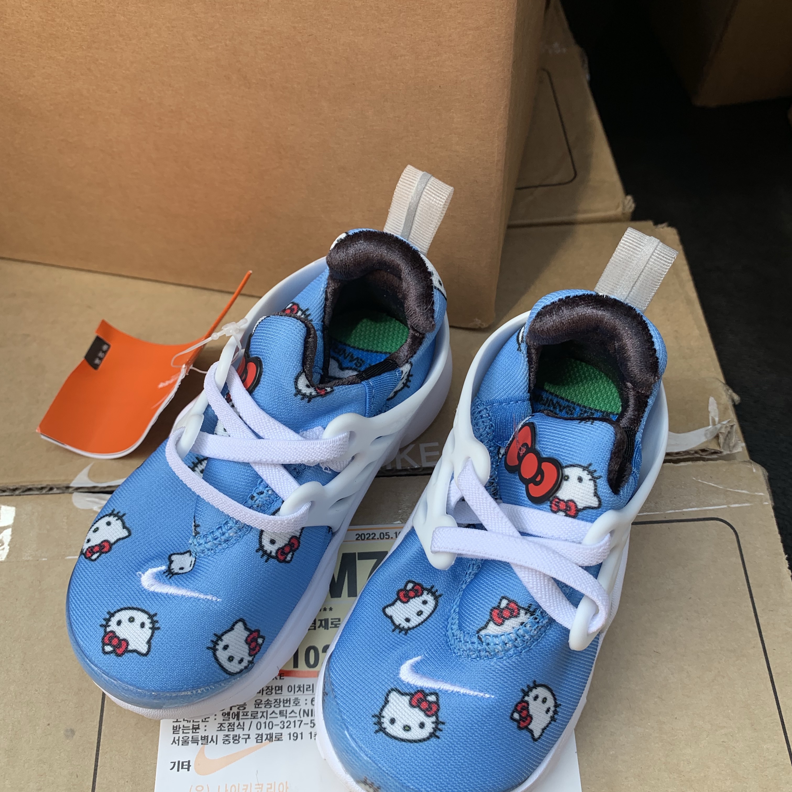 (TD) Nike x Hello Kitty Air Presto University Blue 착용 스타일