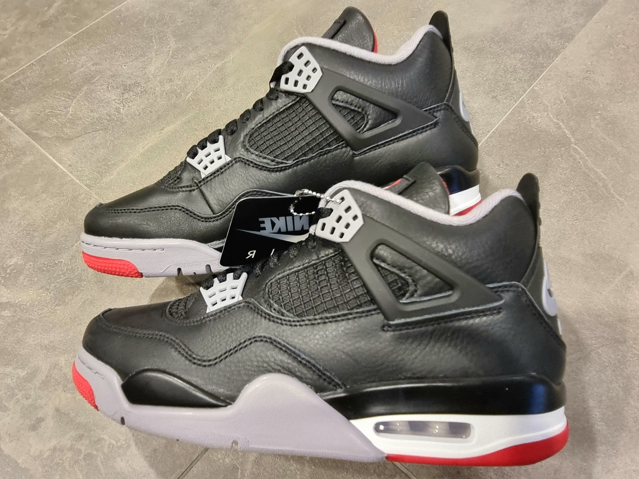 Jordan 4 Retro Bred Reimagined 착용 스타일 - 2