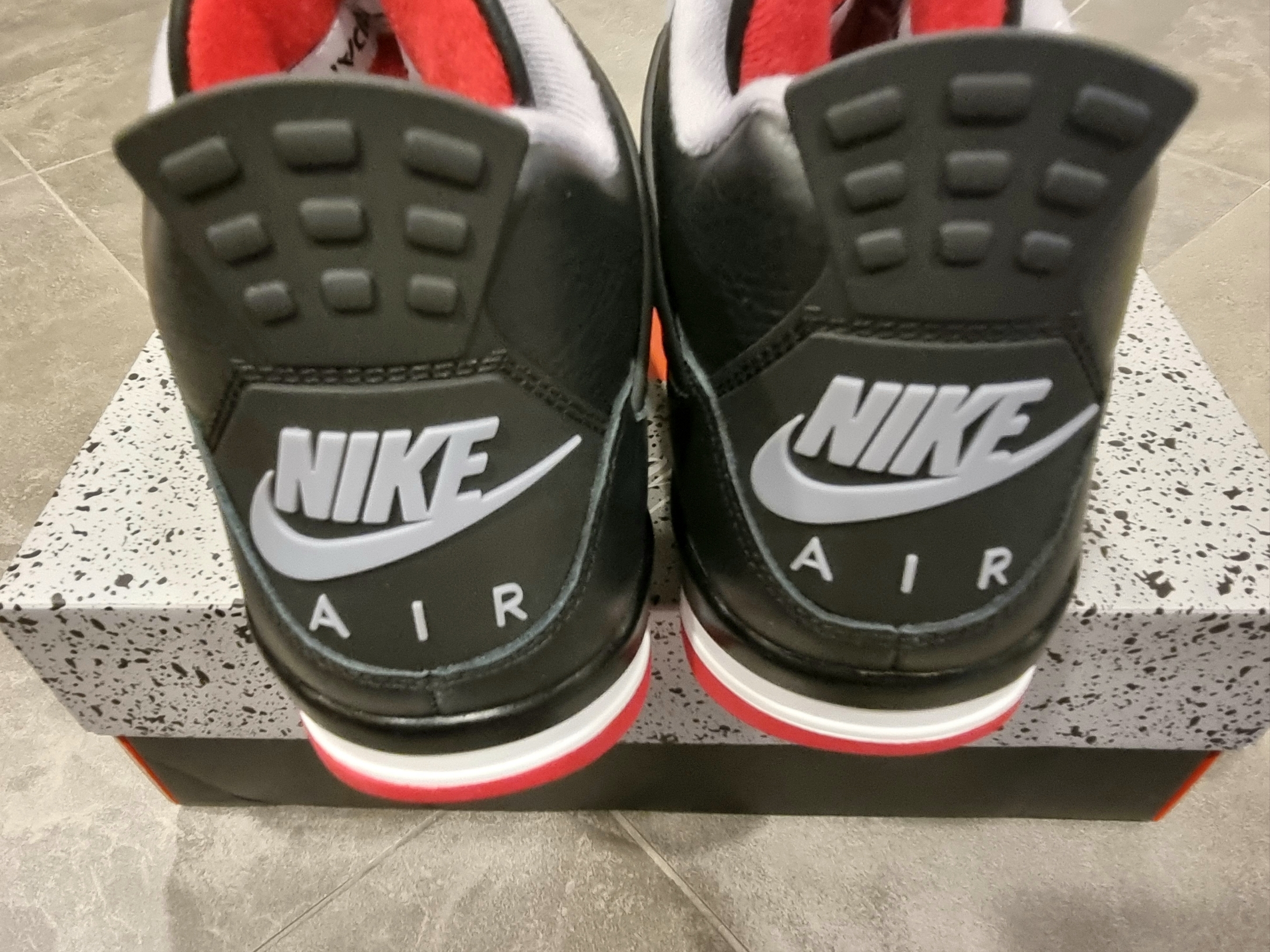 Jordan 4 Retro Bred Reimagined 착용 스타일 - 5