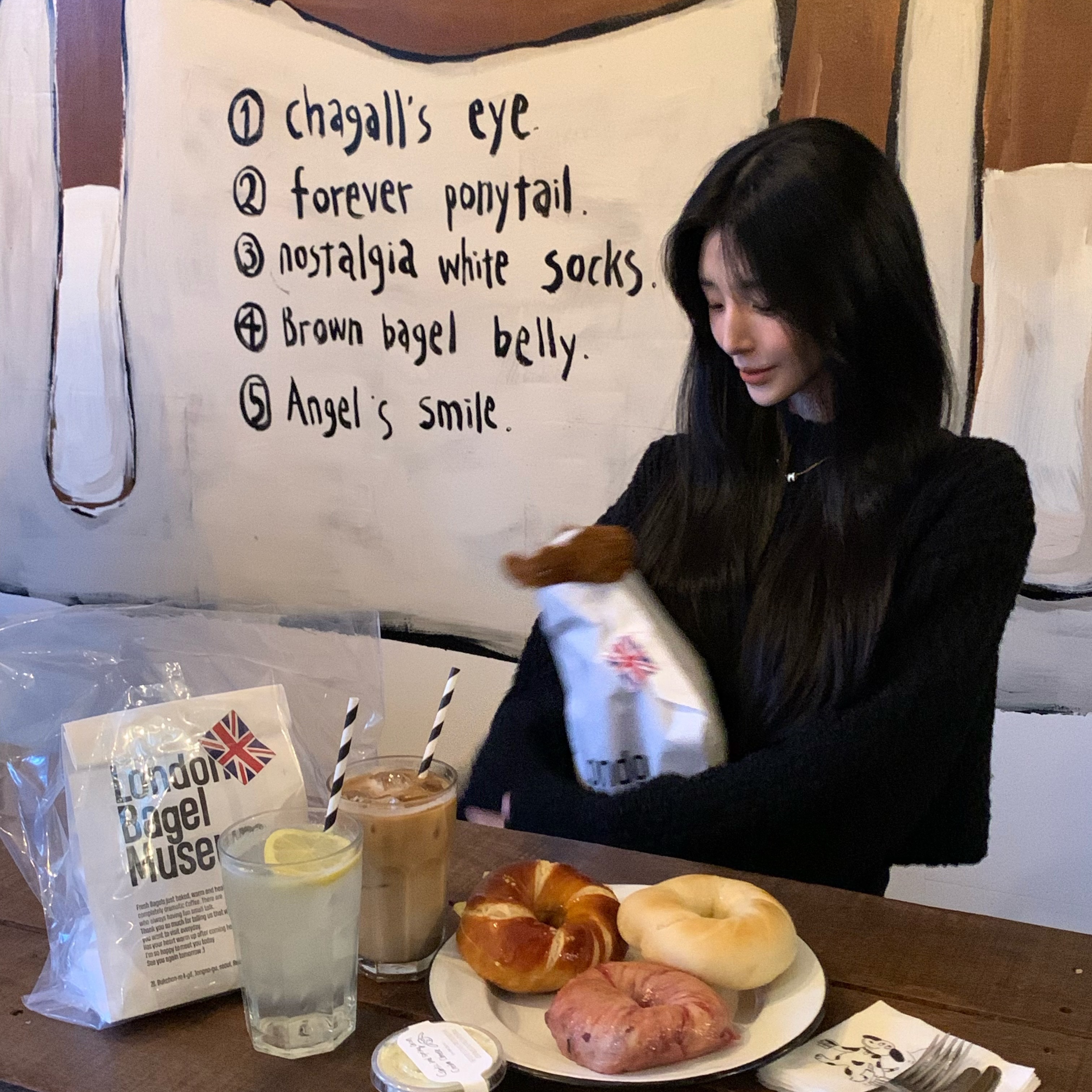 London Bagel Museum Pogrydoll, (W) Hermes Mini Pop H Pendant Rose Gold & Blanc 착용 스타일 - 1