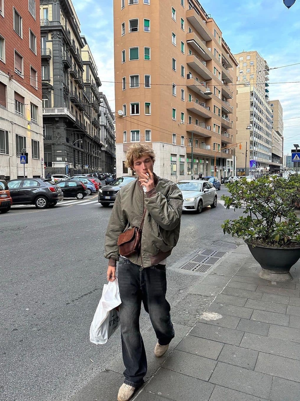 Stussy x CDG MA-1 Jacket Olive, (W) Nike NSW Reversible Varsity Bomber Jacket Olive - Asia 착용 스타일 - 2