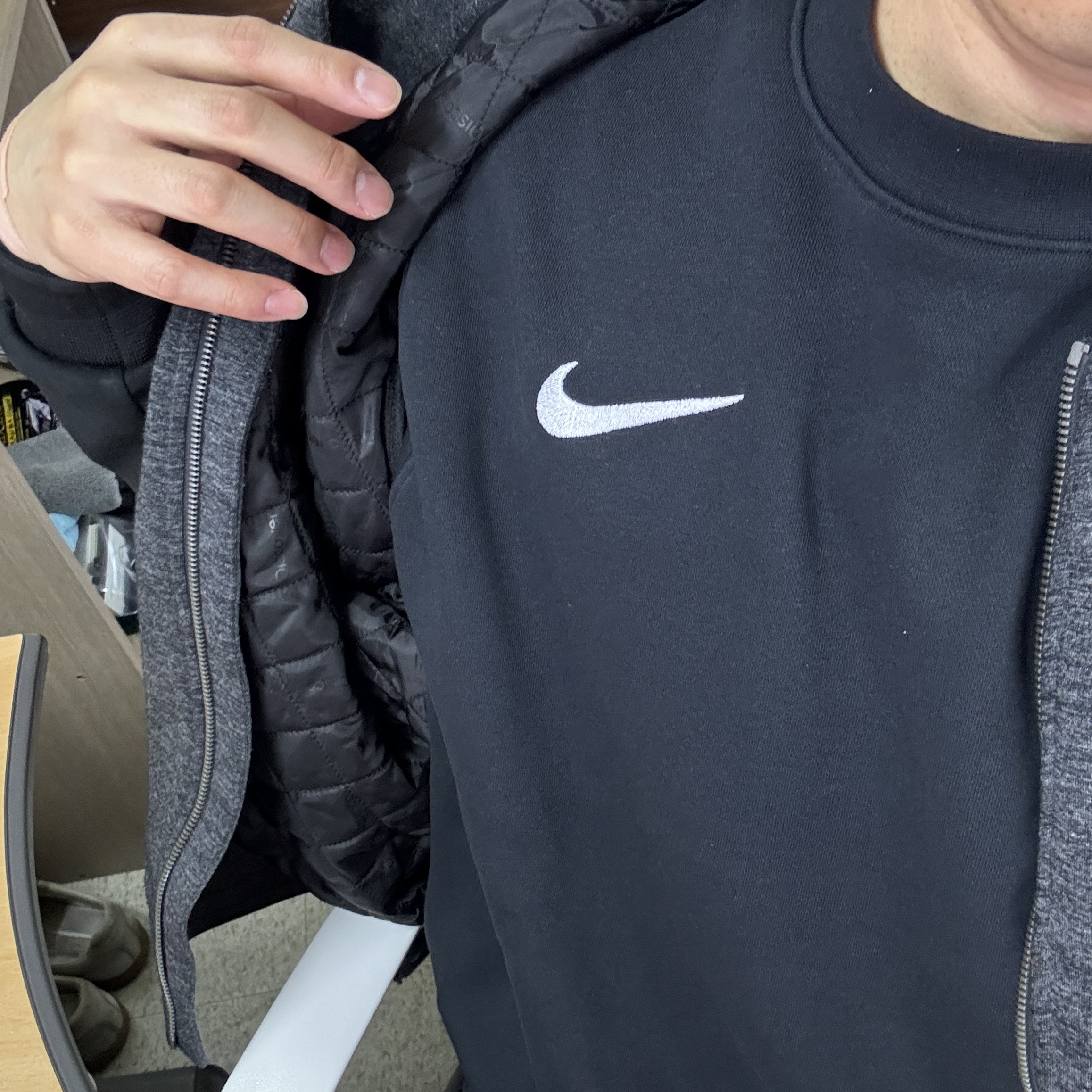 Nike Park Crew Sweatshirt Black 착용 스타일