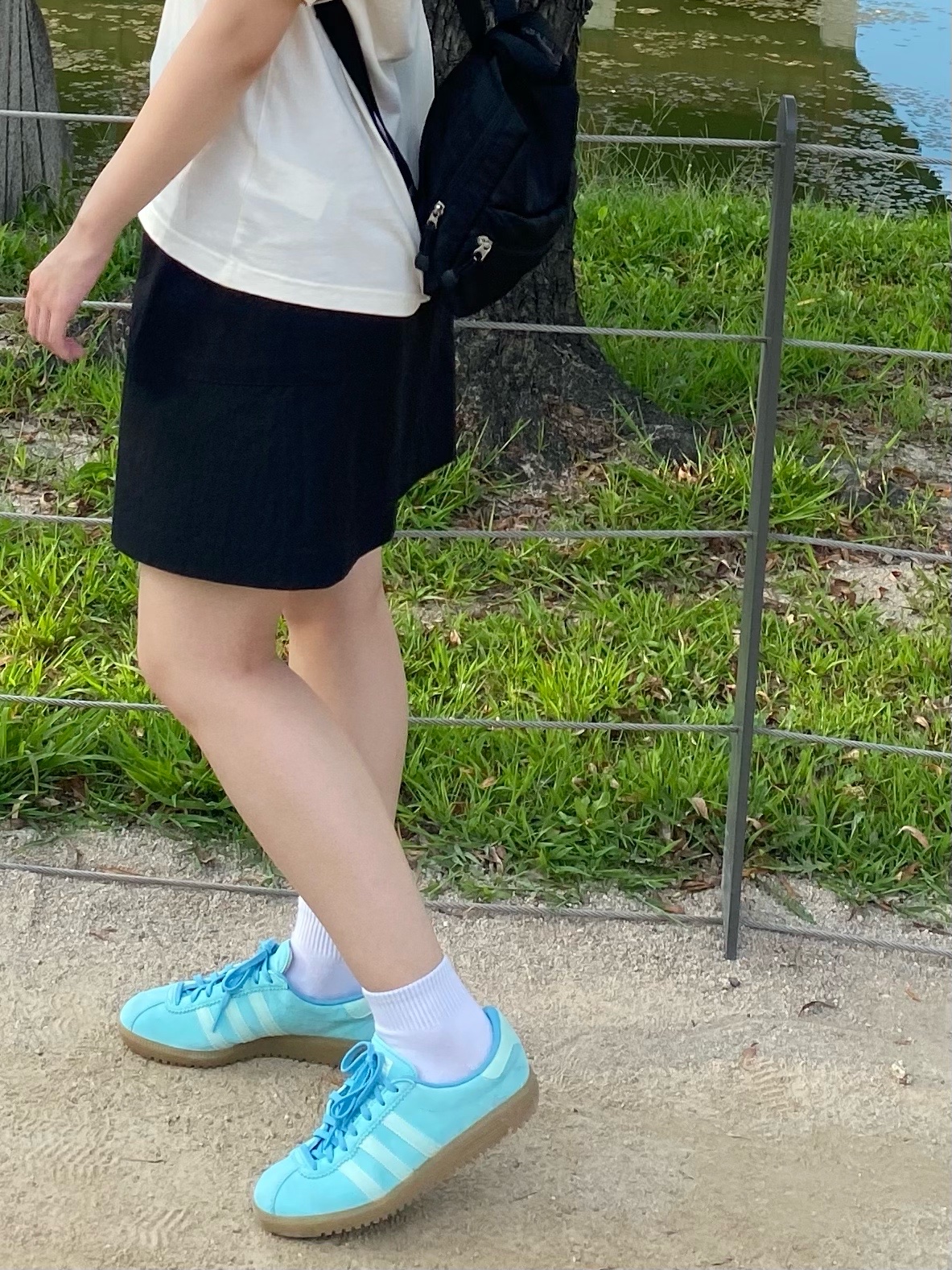Adidas Bermuda Easy Mint 착용 스타일 - 3