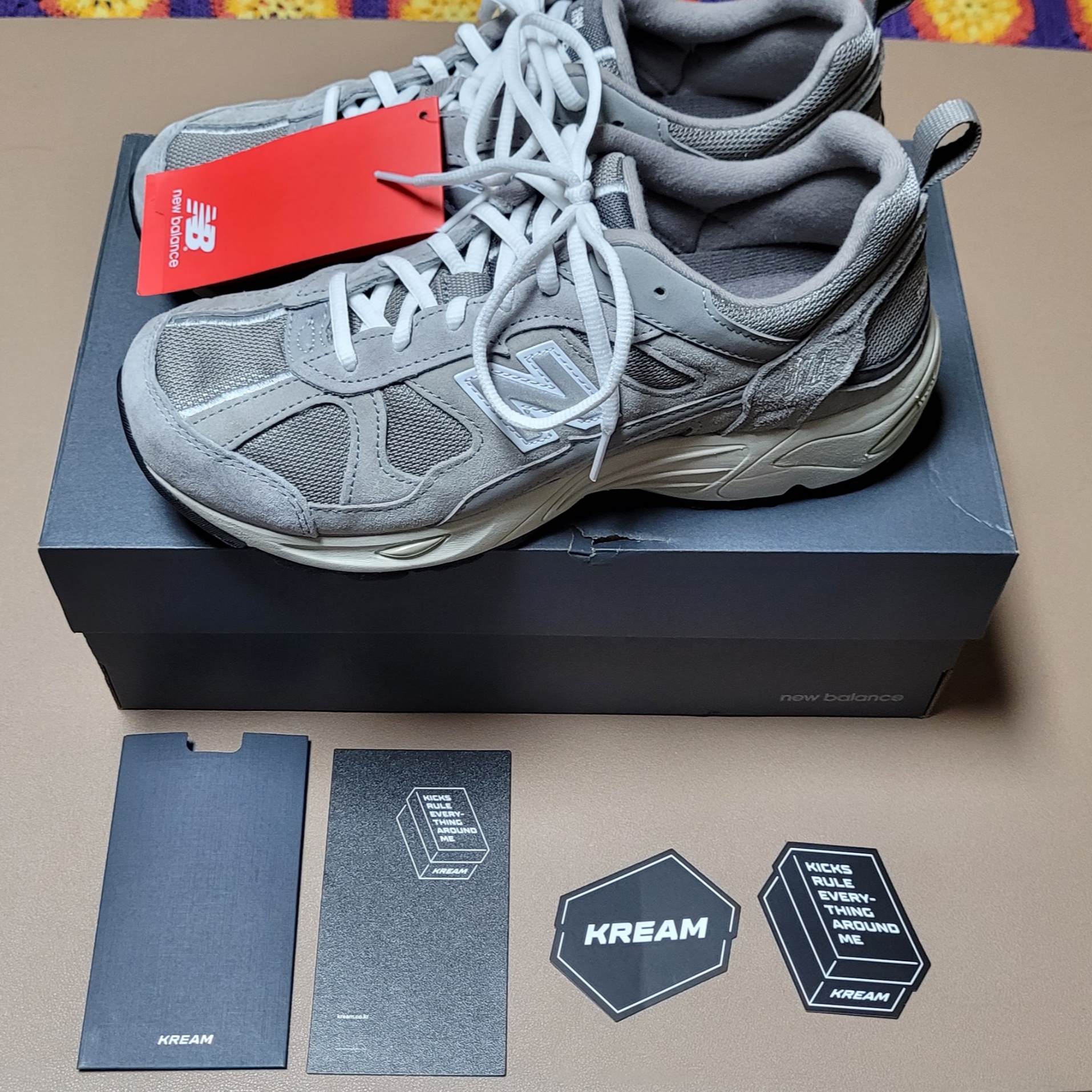 New Balance 878 Gray 착용 스타일 - 2