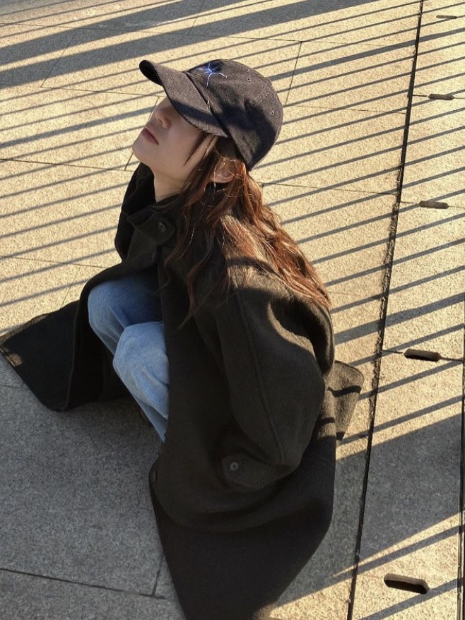 Yunse Hatch Corduroy Cap Navy 착용 스타일 - 2