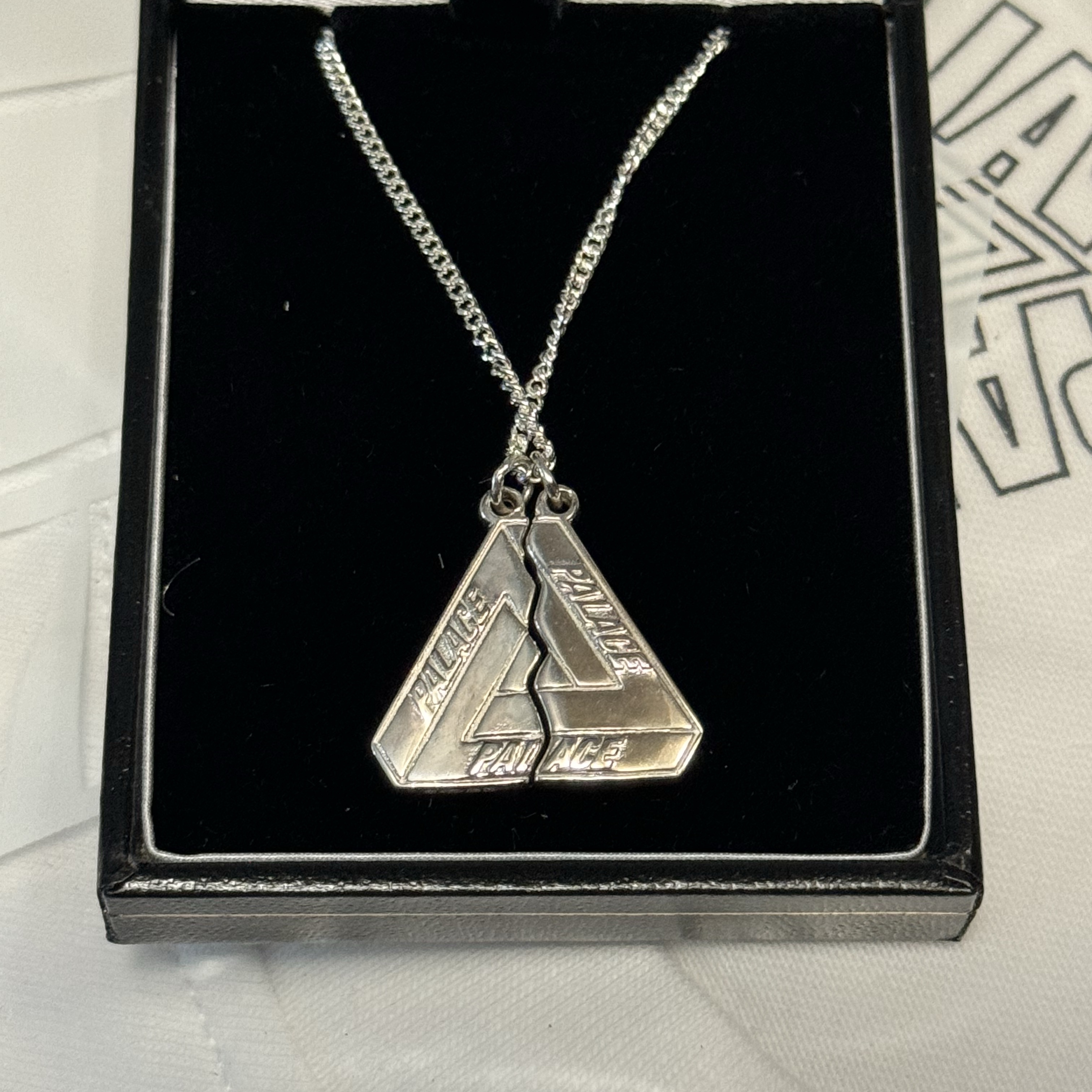 Palace Friendship Necklace Silver - 24SS 착용 스타일