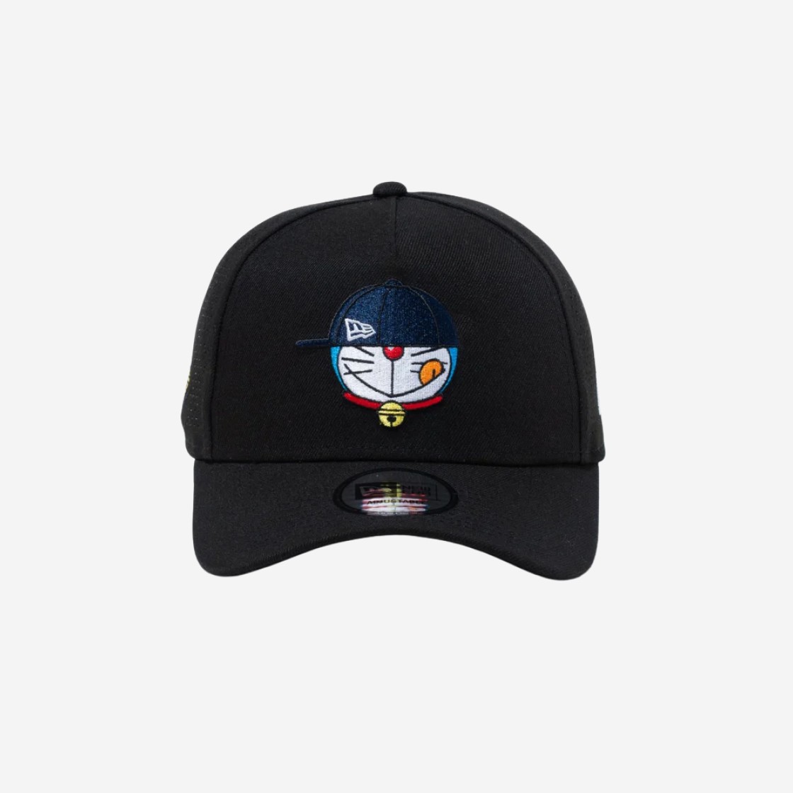 New Era x Doraemon 9Forty Cap A Frame Tracker Doraemon Face Logo Black 상세 이미지 1