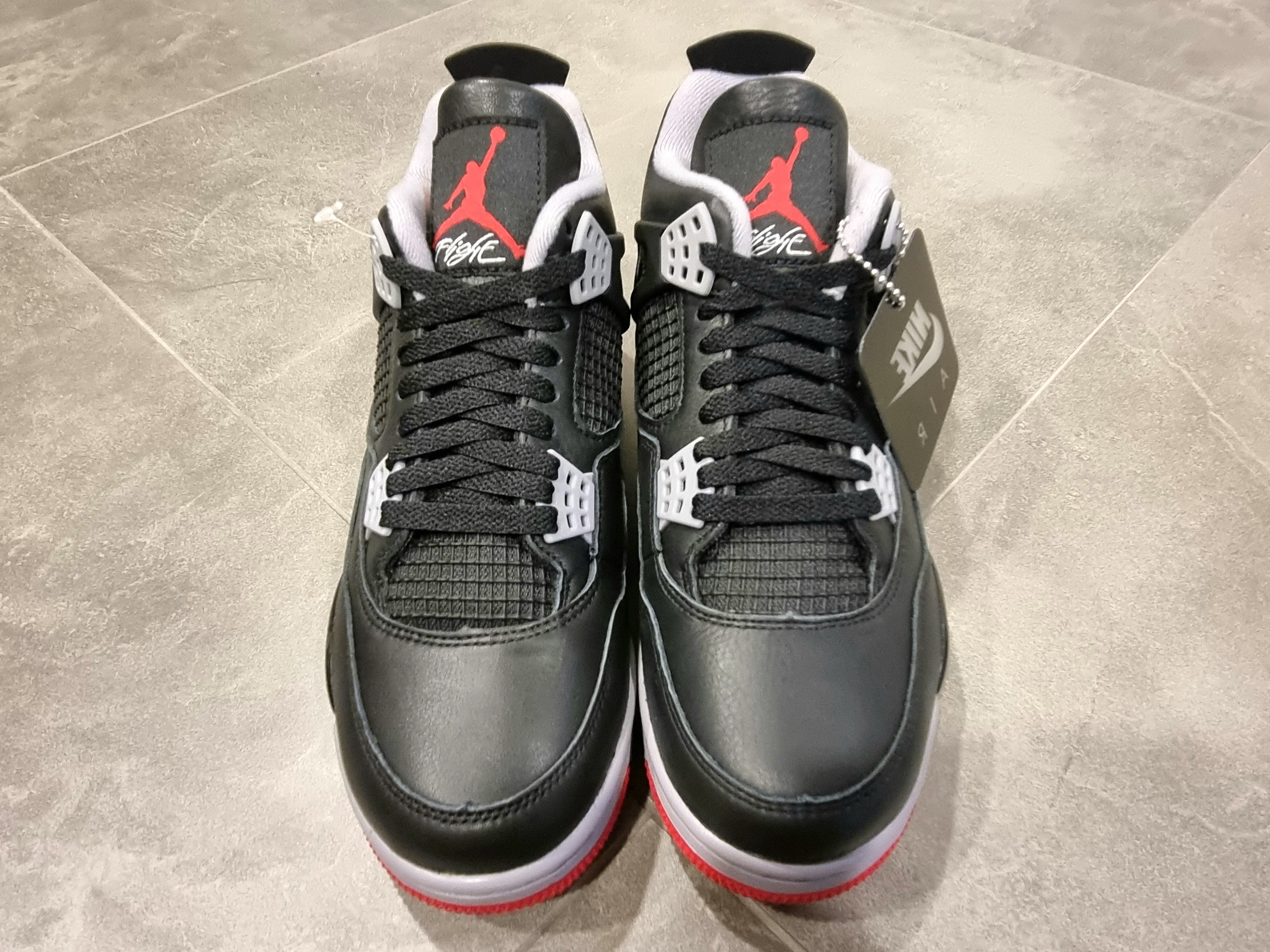 Jordan 4 Retro Bred Reimagined 착용 스타일 - 4