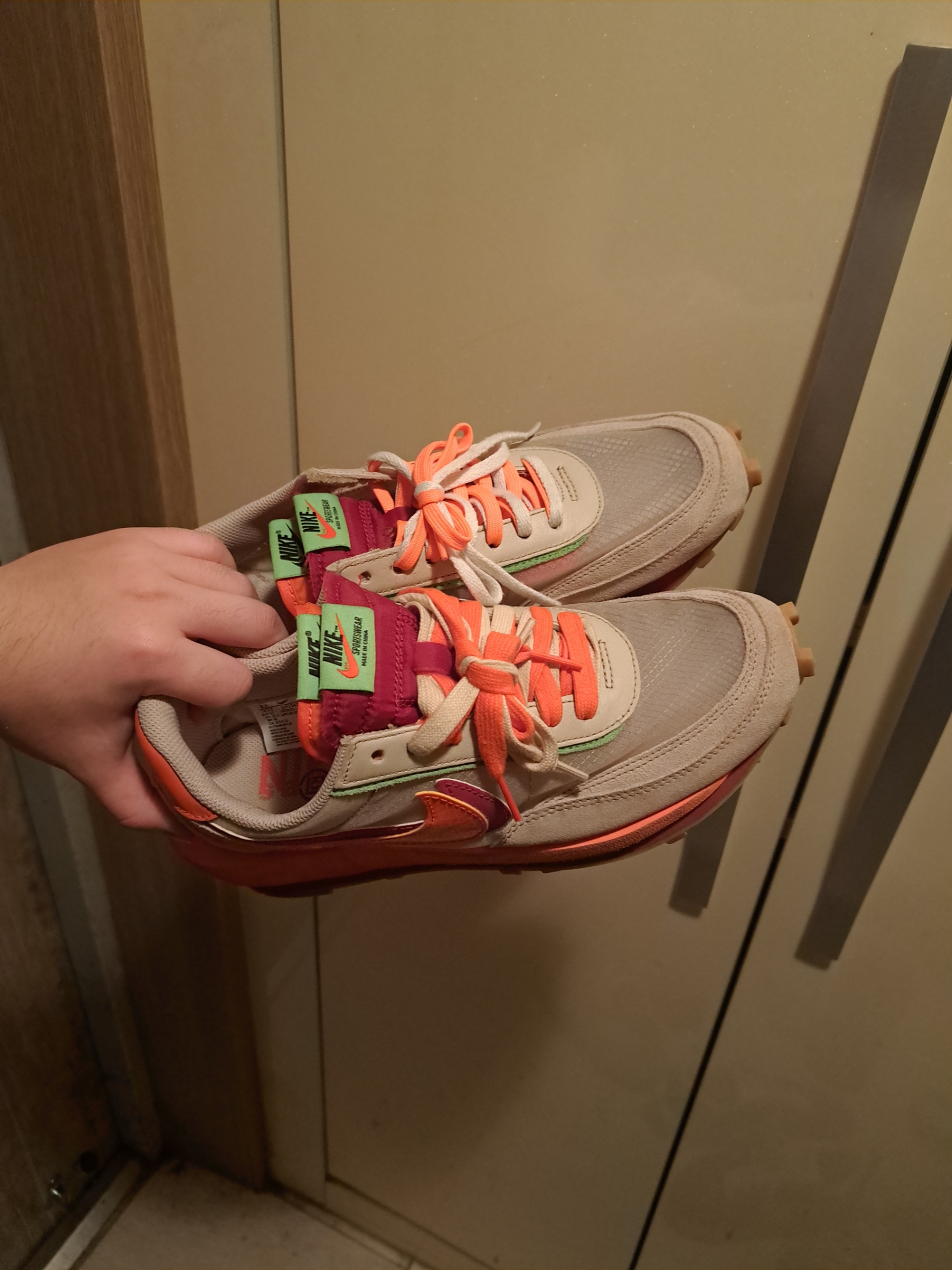 Nike x Sacai x Clot LDWaffle Orange Blaze 착용 스타일 - 1