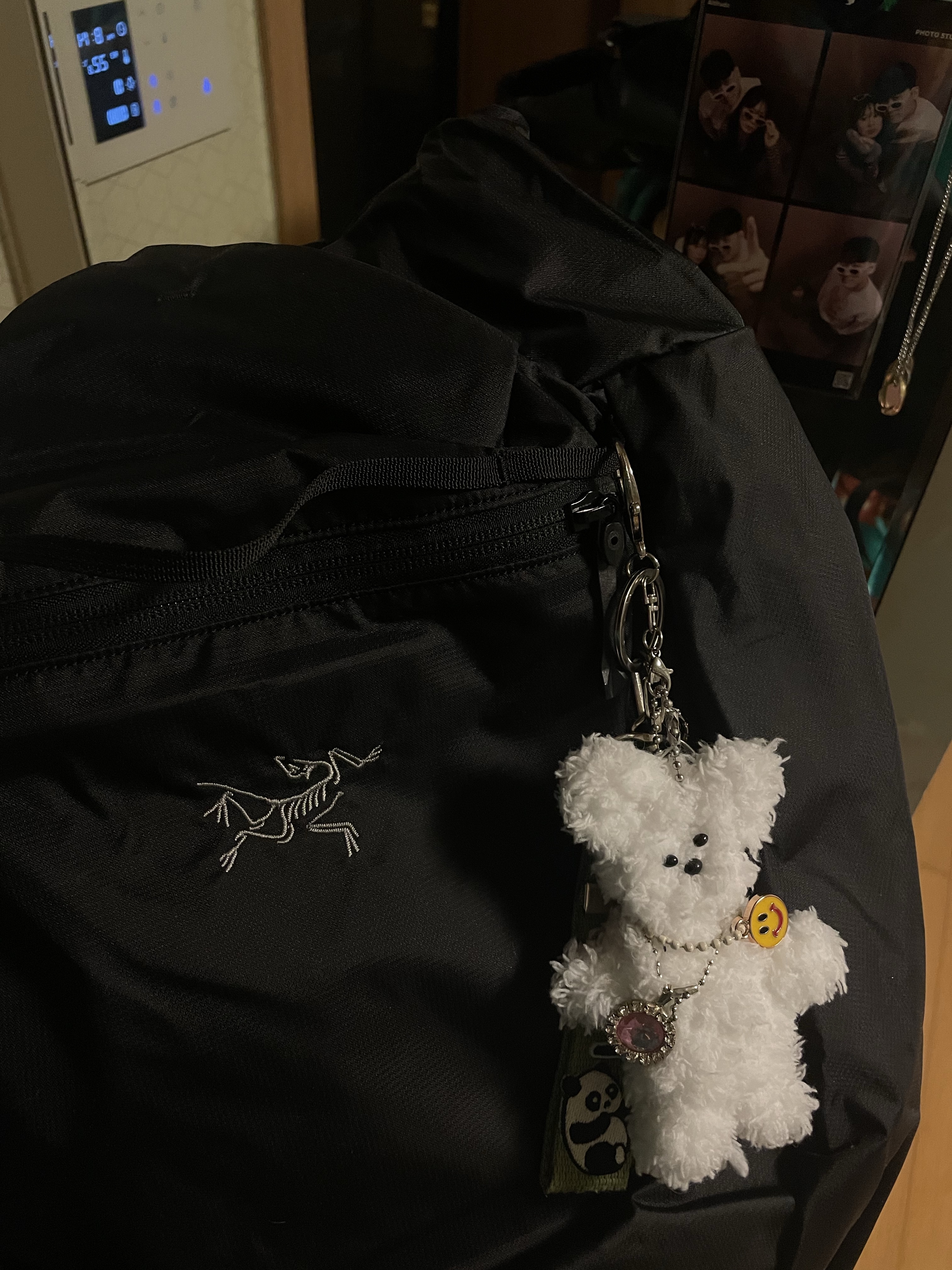Arc'teryx Heliad 10 Backpack Black 착용 스타일