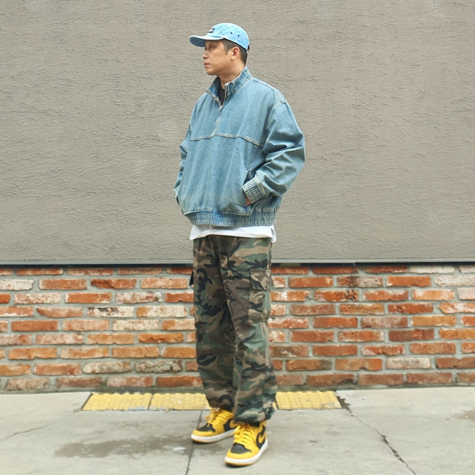 Jordan 1 Retro High OG Pollen, Supreme Punched Denim Camp Cap Washed Indigo - 23FW 착용 스타일 - 1