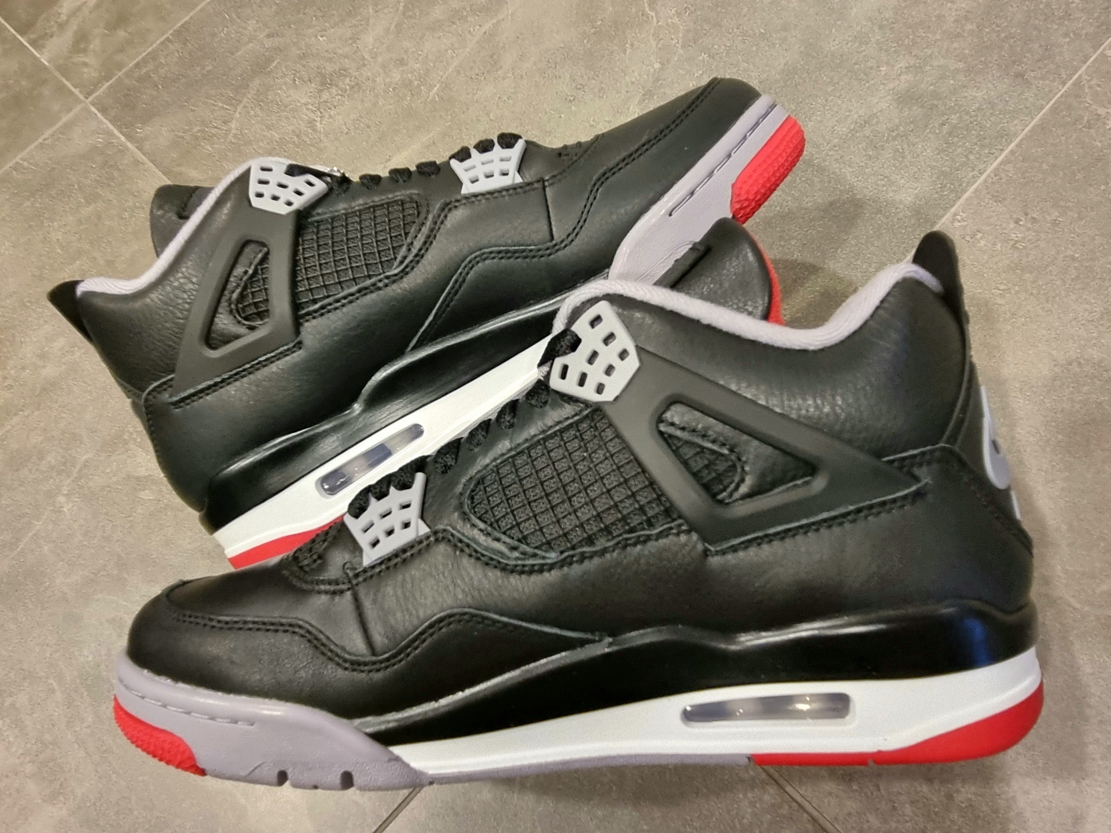 Jordan 4 Retro Bred Reimagined 착용 스타일 - 3
