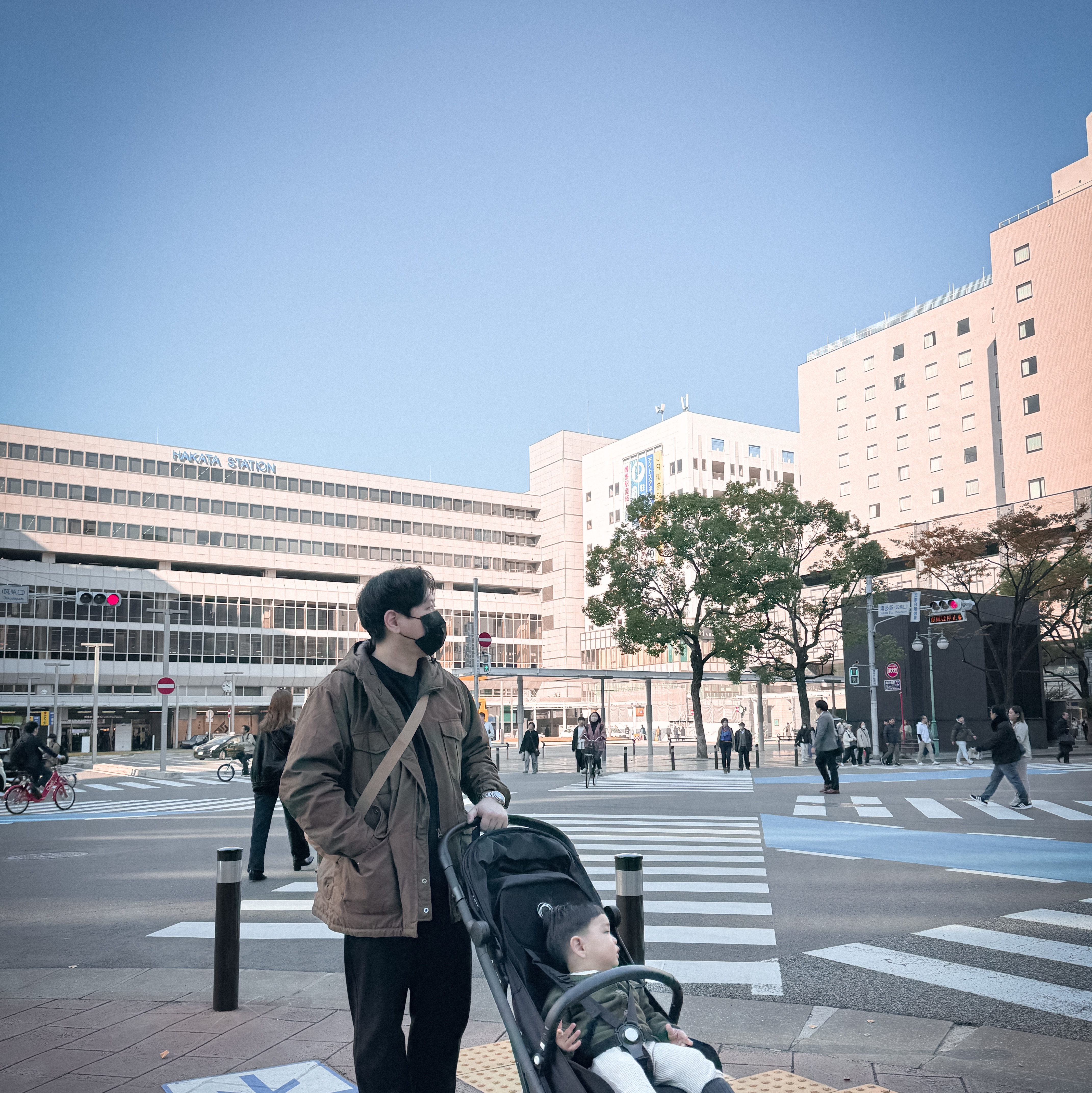 Uniqlo x Engineered Garments Pufftech Utility Jacket Brown 착용 스타일