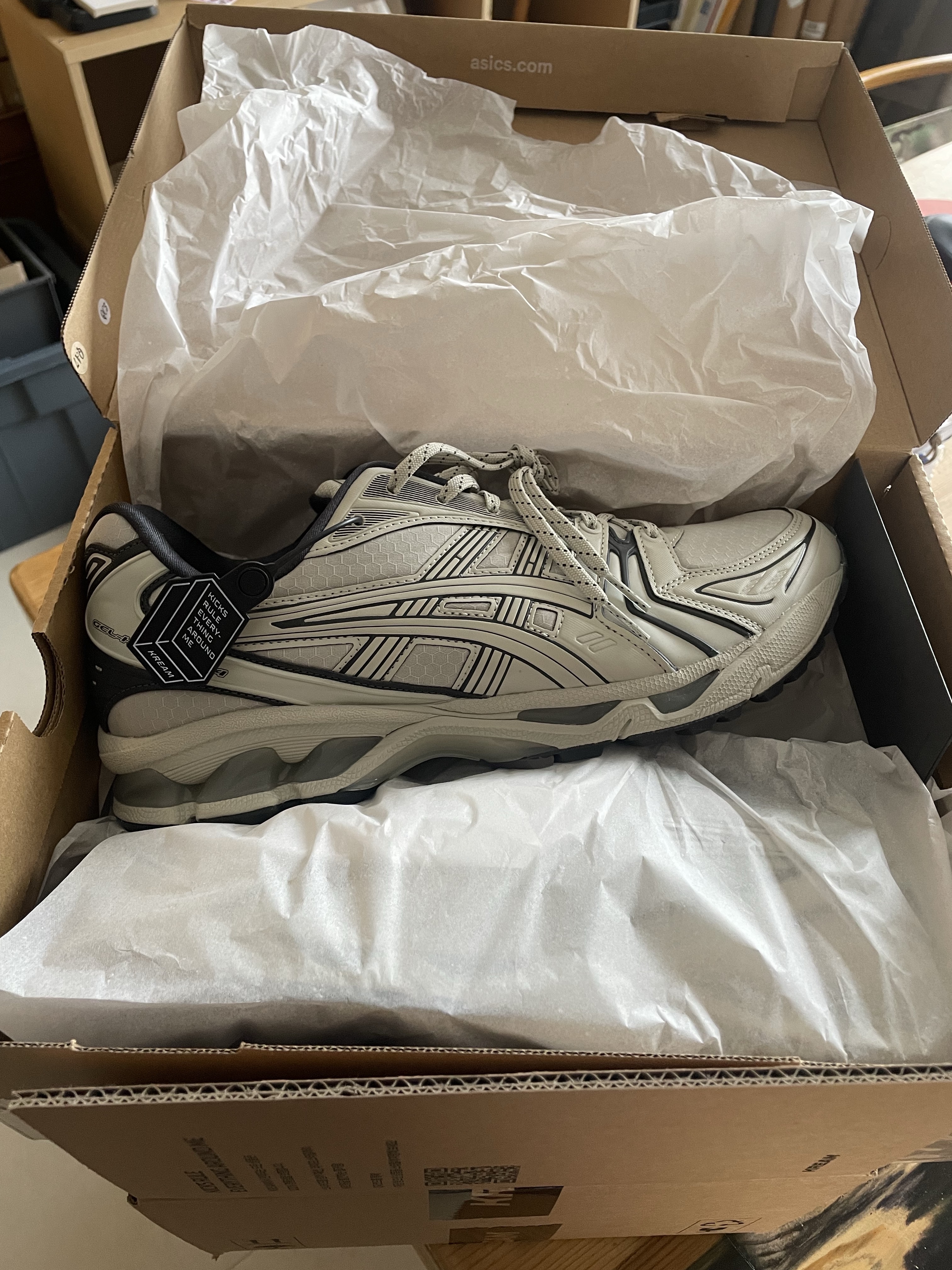Asics Gel-Kayano 14 Earthenware Pack White Sage Graphite Grey 착용 스타일